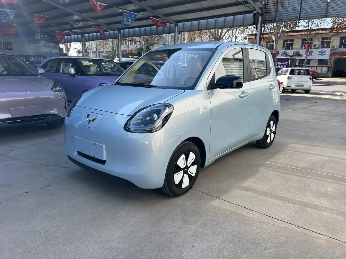 Wuling Hongguang MINIEV  из Китая