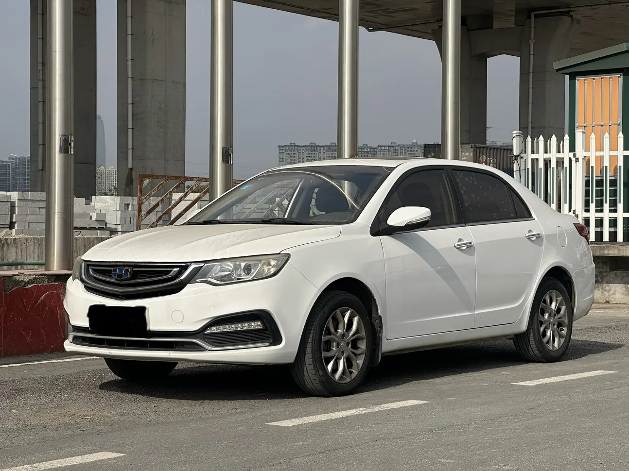 Geely Vision  из Китая