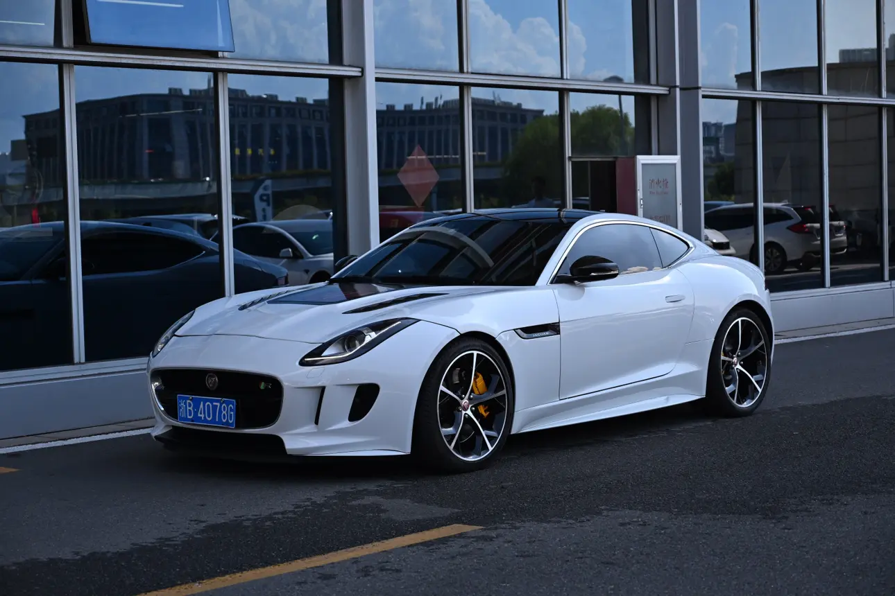 Jaguar F-TYPE  из Китая