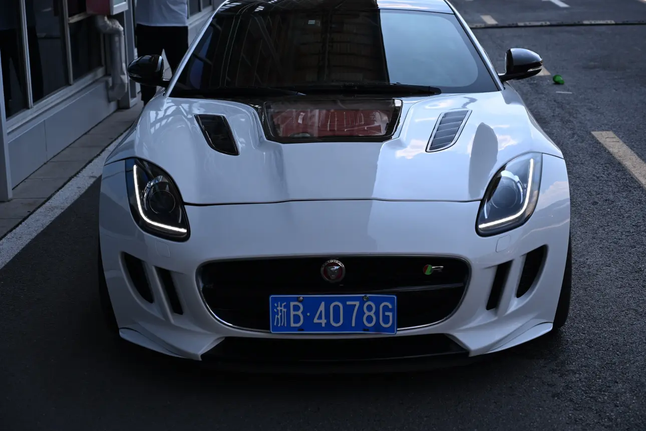 Jaguar F-TYPE  из Китая
