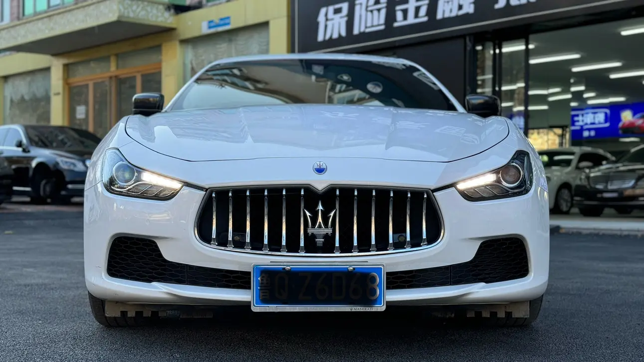 Maserati Ghibli  из Китая