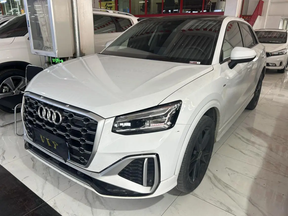 Audi Q2L  из Китая