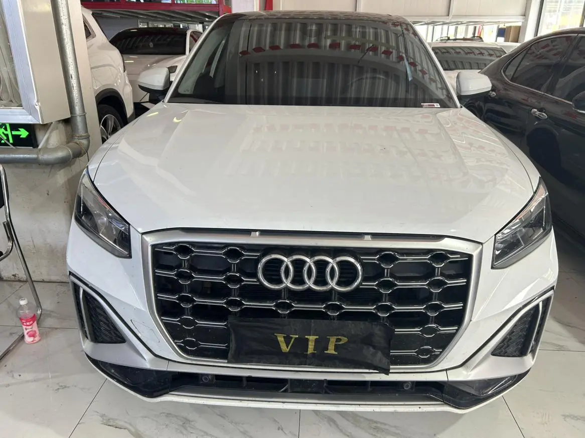 Audi Q2L  из Китая