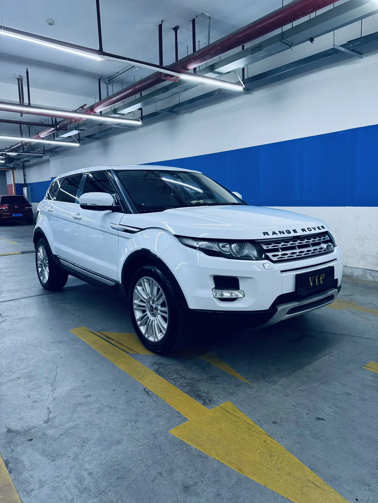 Land Rover Range Rover Evoque  из Китая