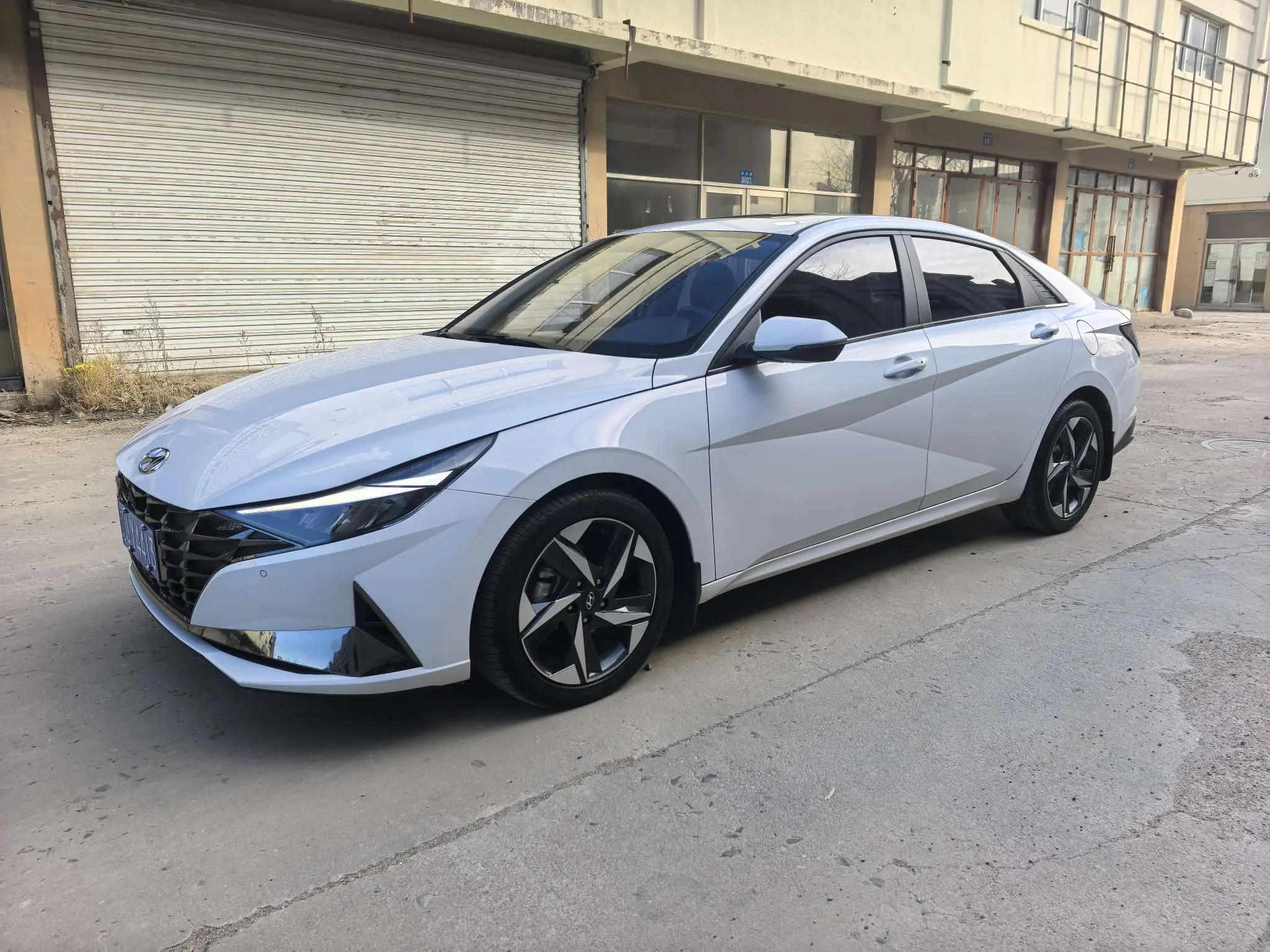 Hyundai Elantra  из Китая