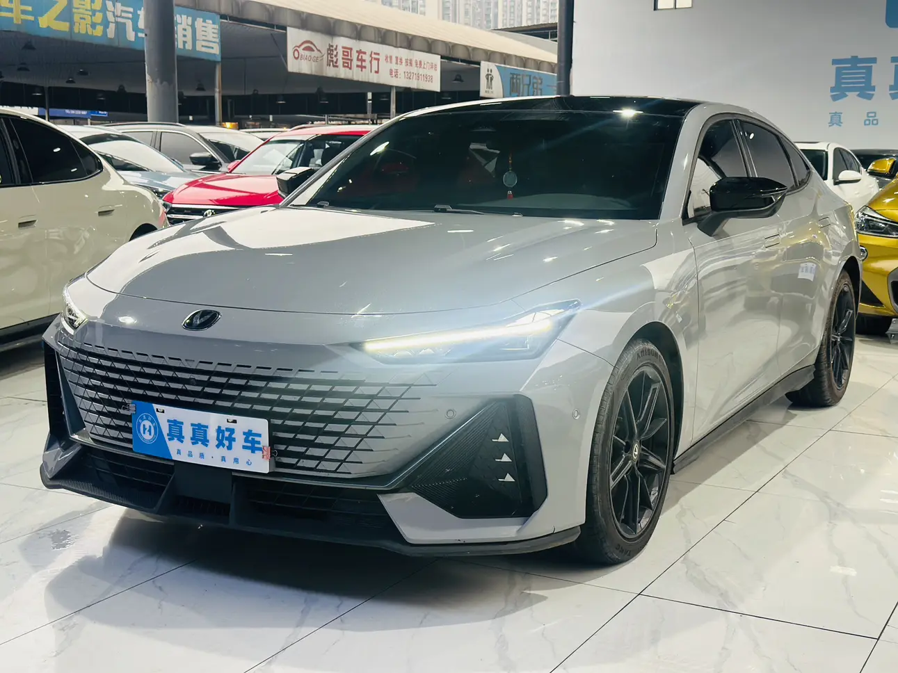 Changan UNI-V  из Китая