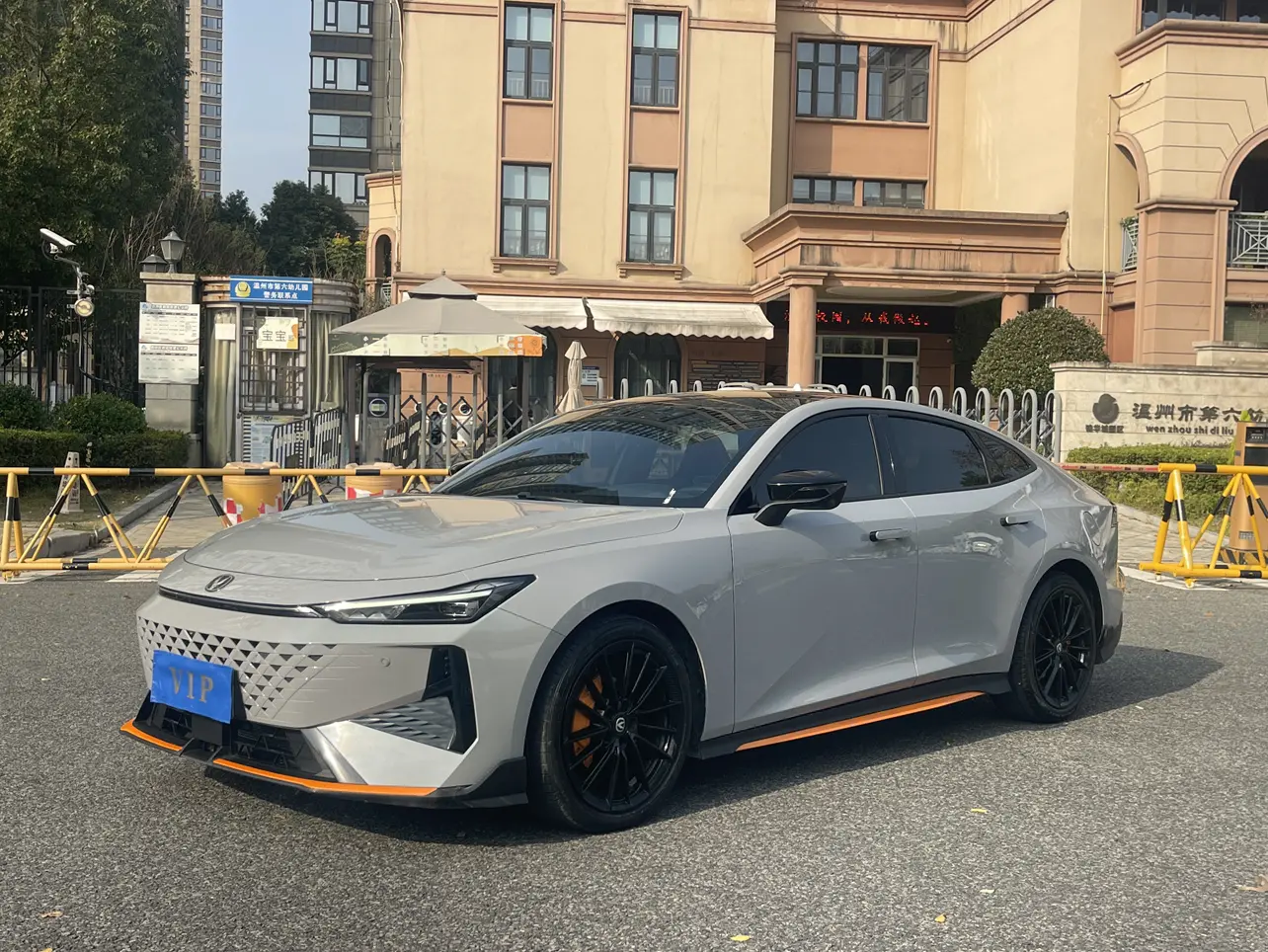 Changan UNI-V  из Китая