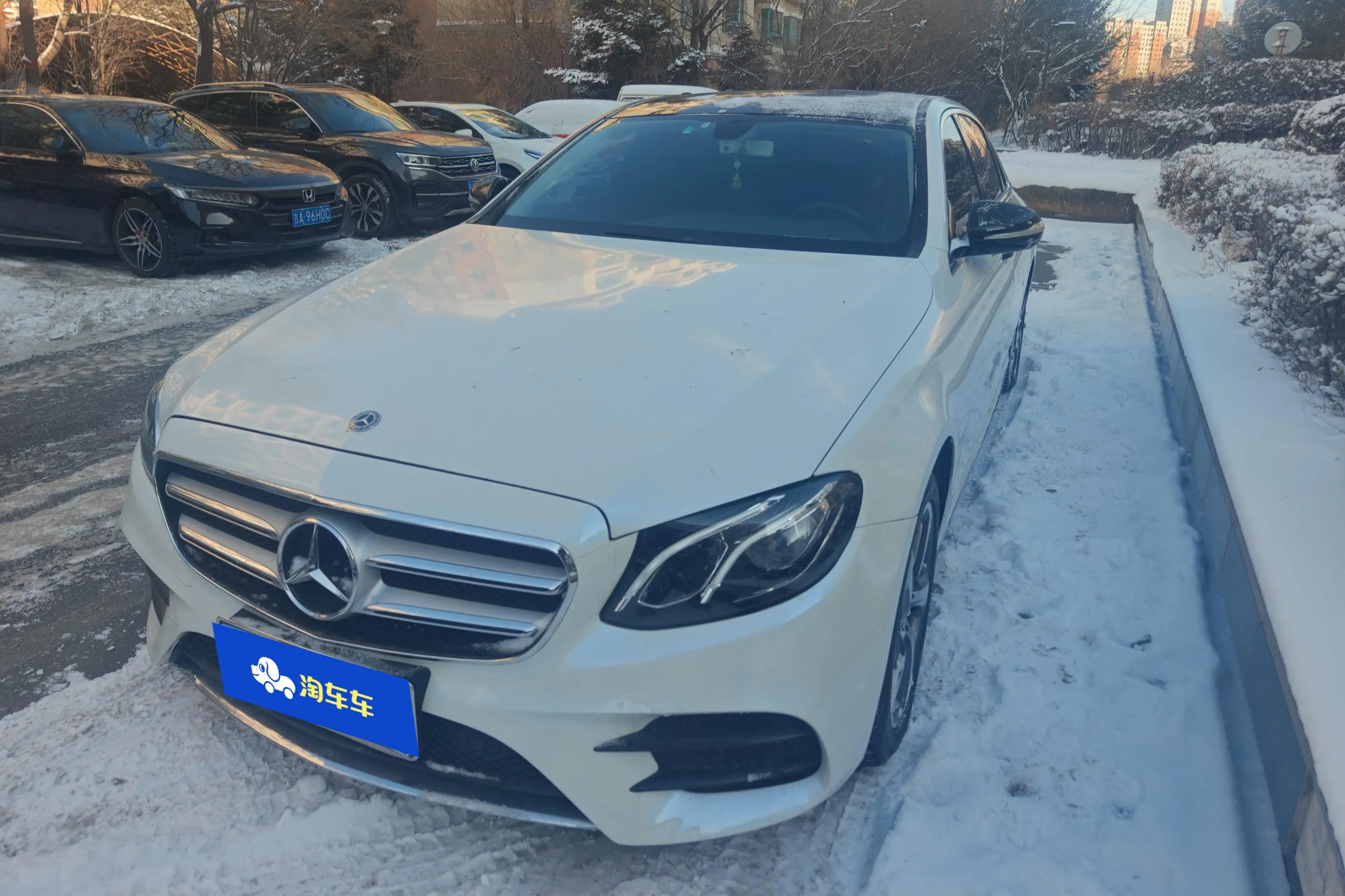 Mercedes-Benz E-Class  из Китая