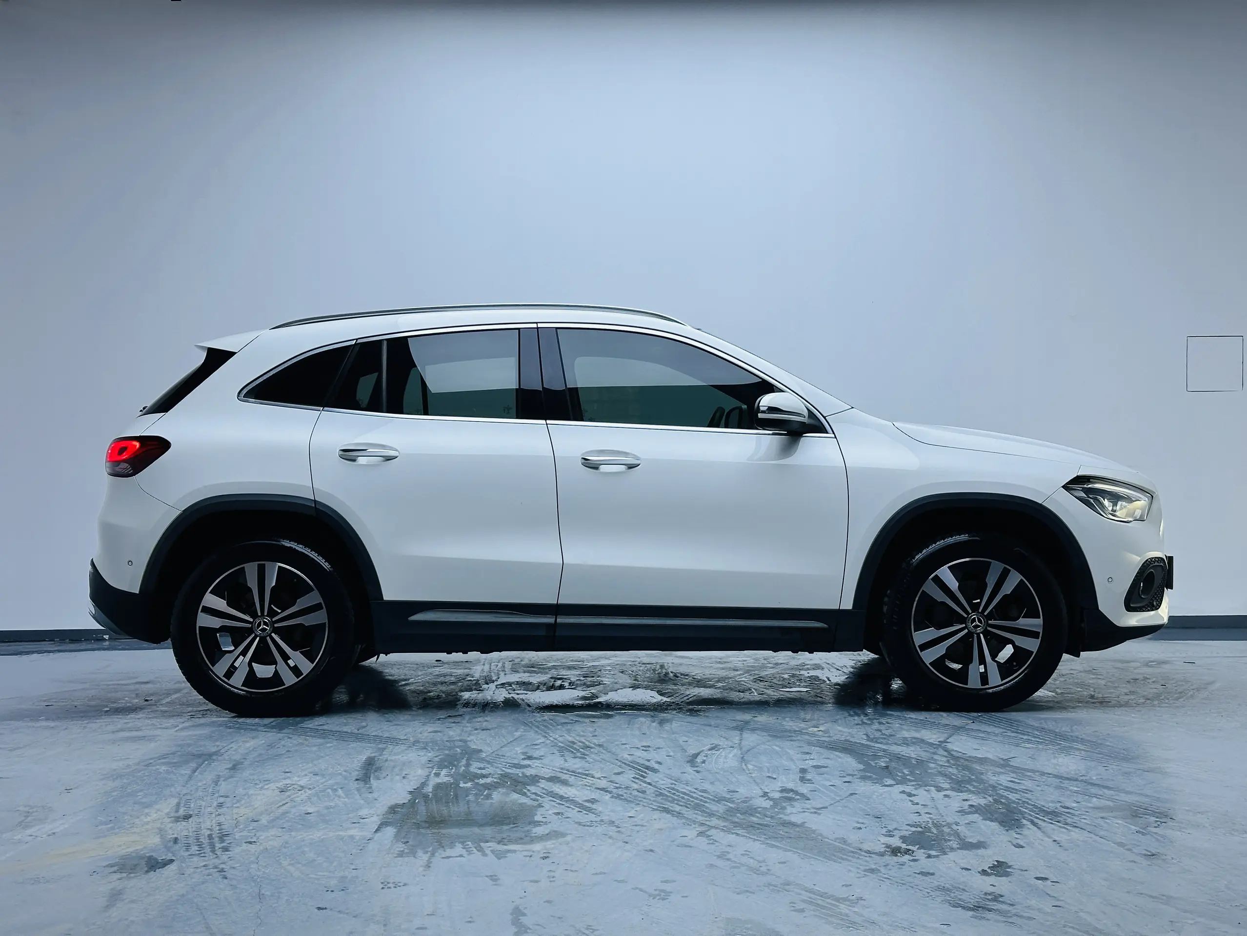 Mercedes-Benz GLA  из Китая