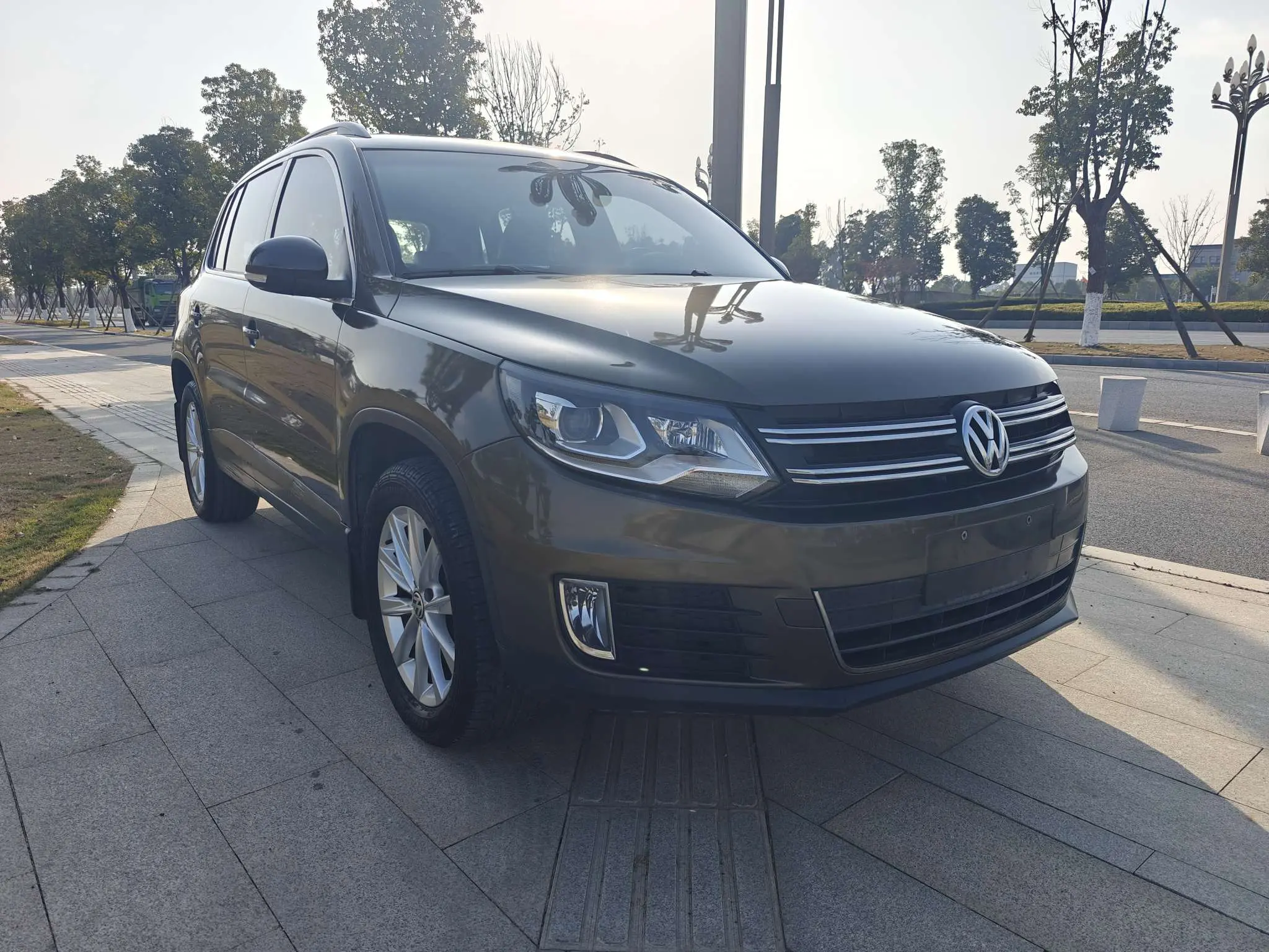 Volkswagen Tiguan  из Китая