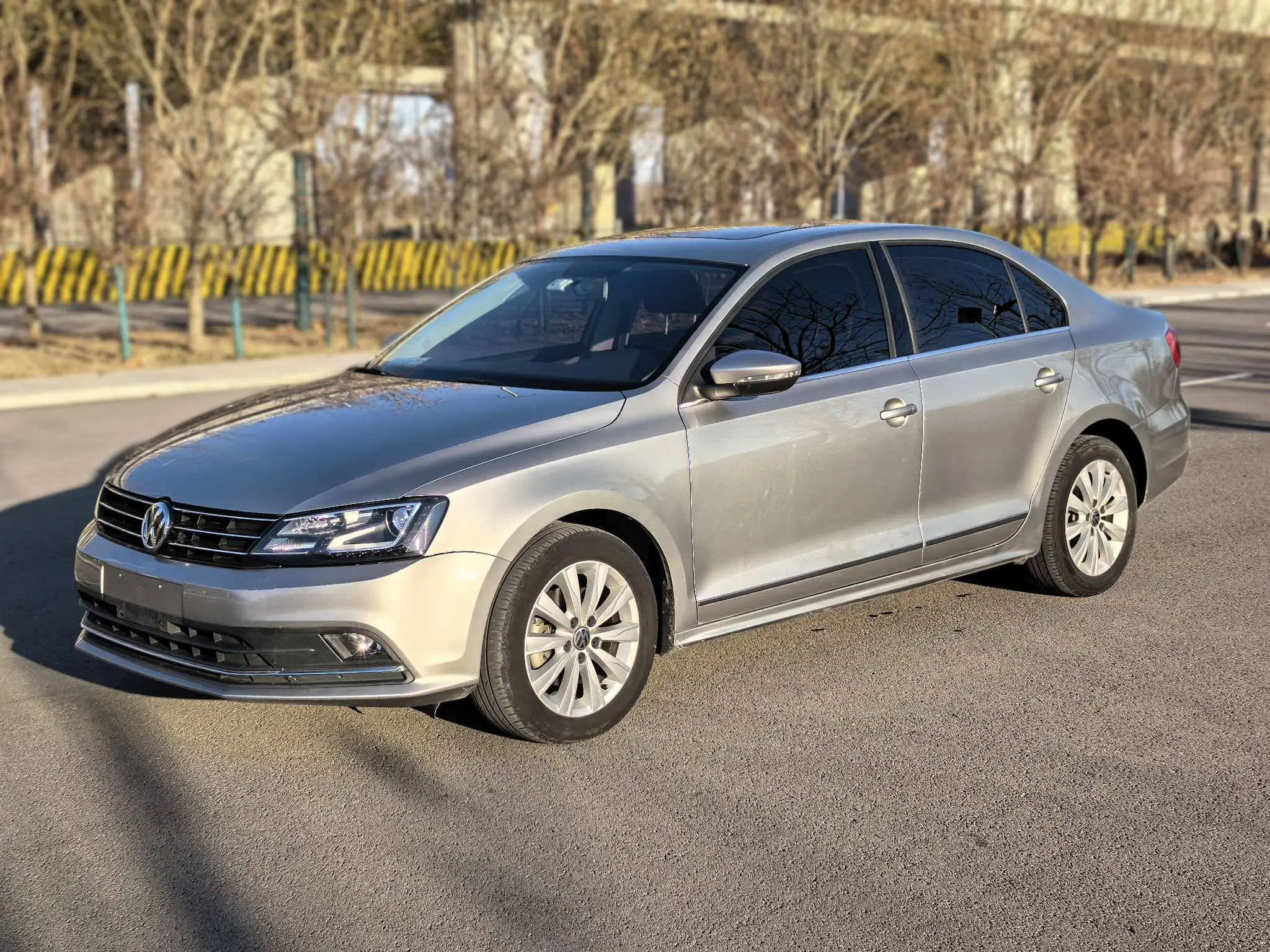 Volkswagen Sagitar  из Китая