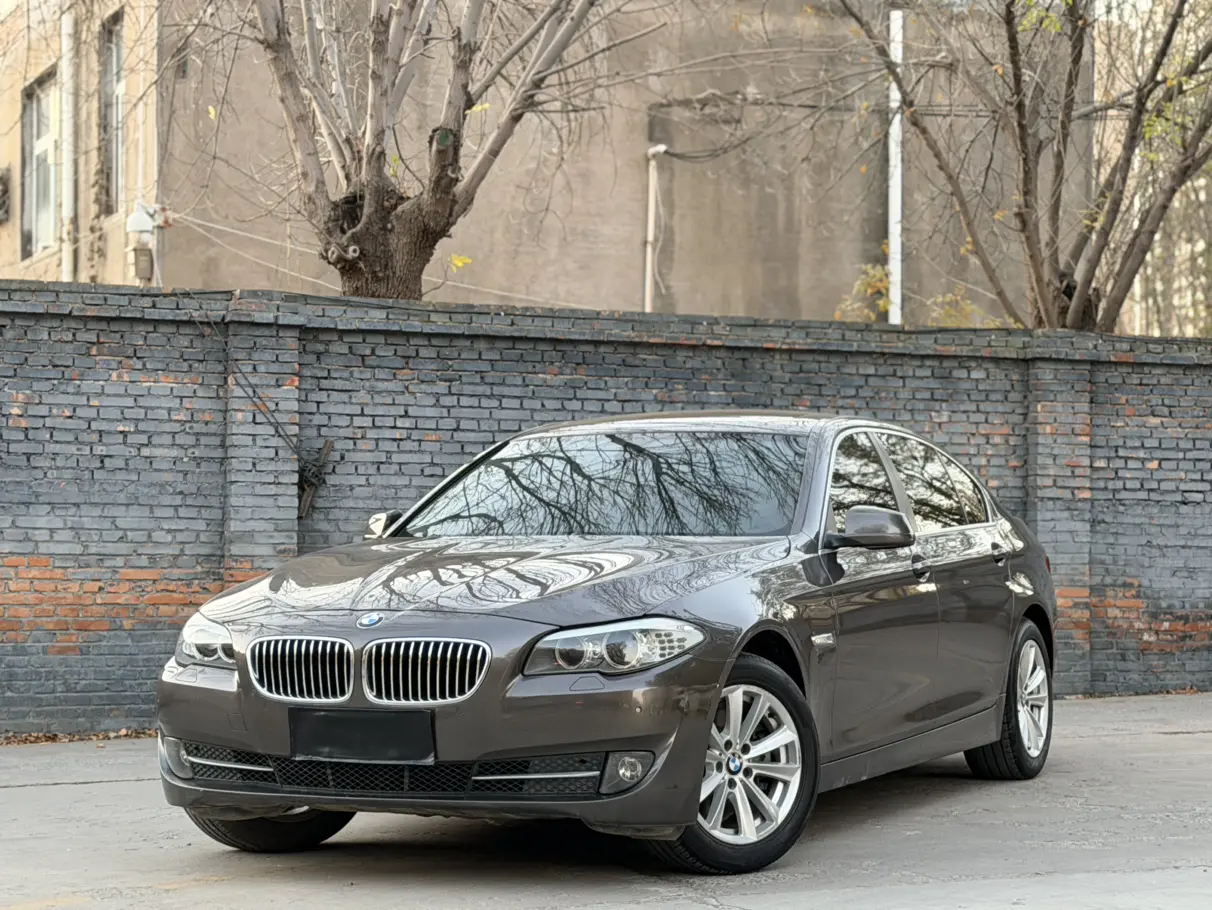 BMW 5 Series  из Китая