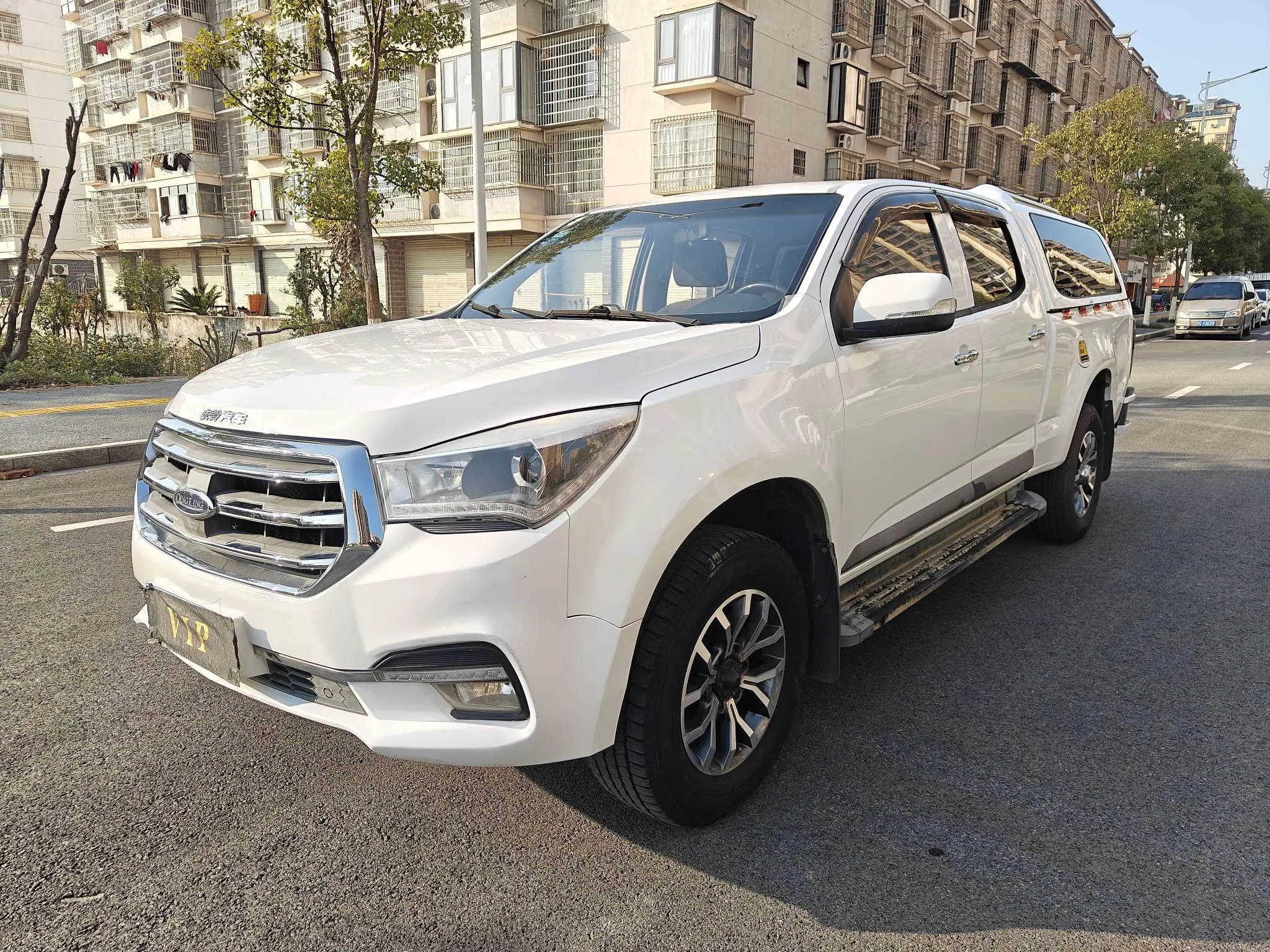 Isuzu TAGA Daka  из Китая