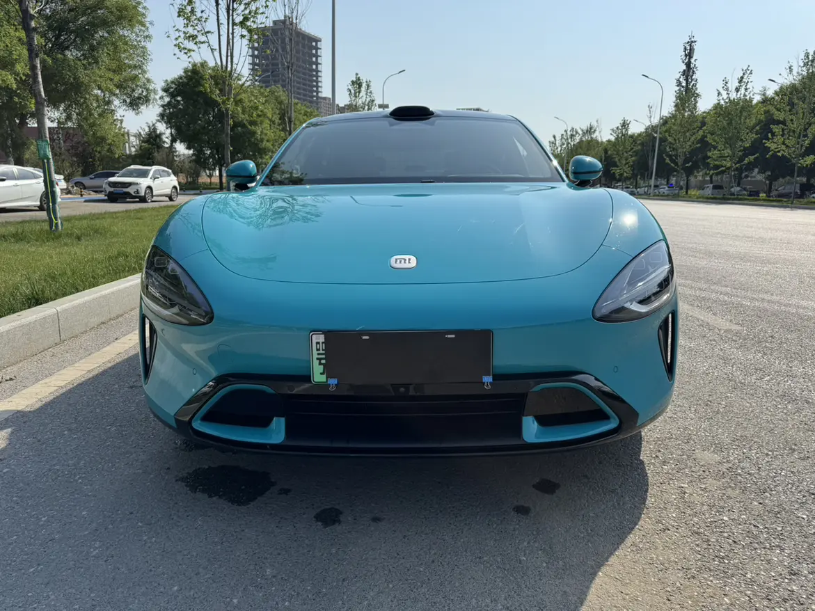 Xiaomi car Xiaomi SU7  из Китая