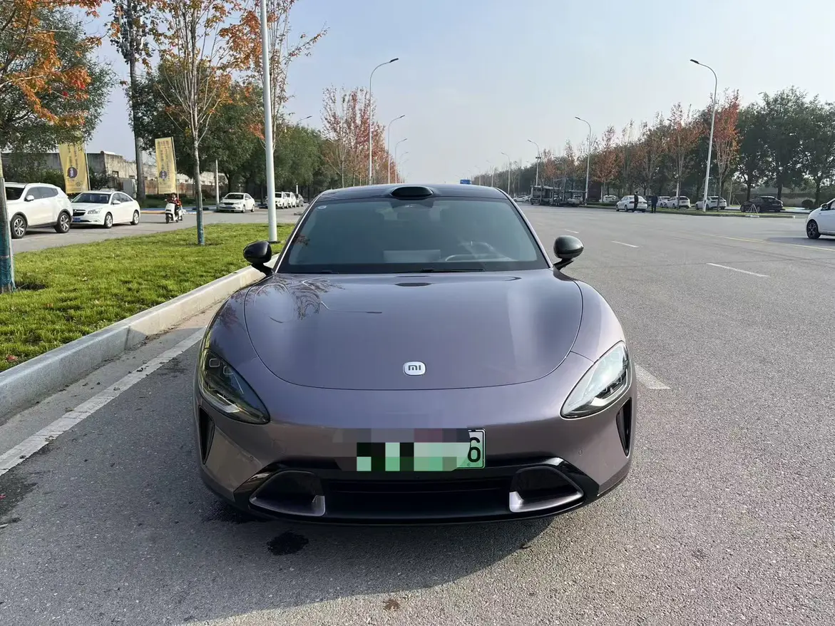 Xiaomi car Xiaomi SU7  из Китая