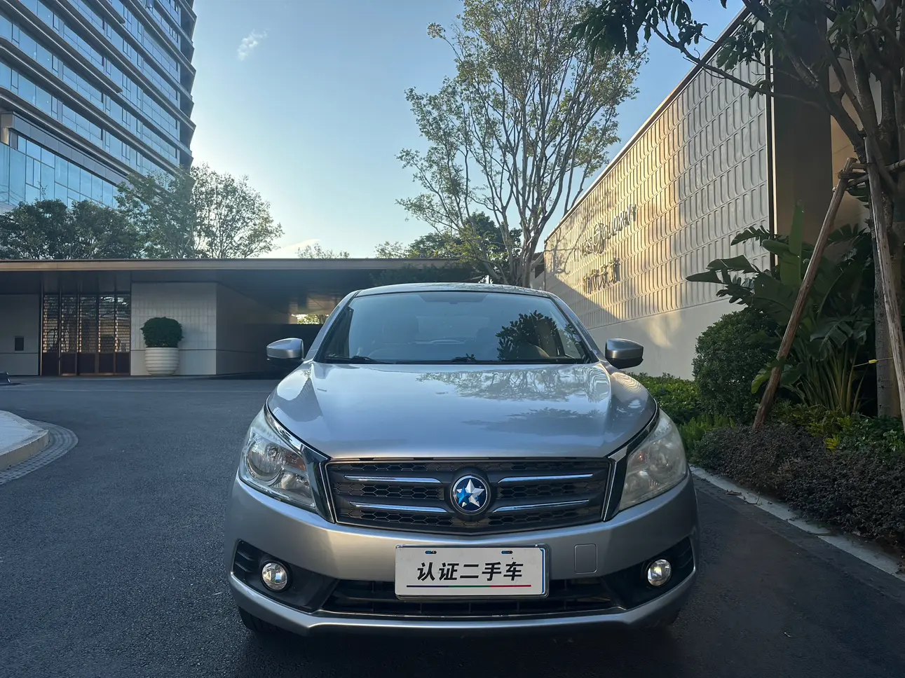 Kai Chen Venucia T70  из Китая