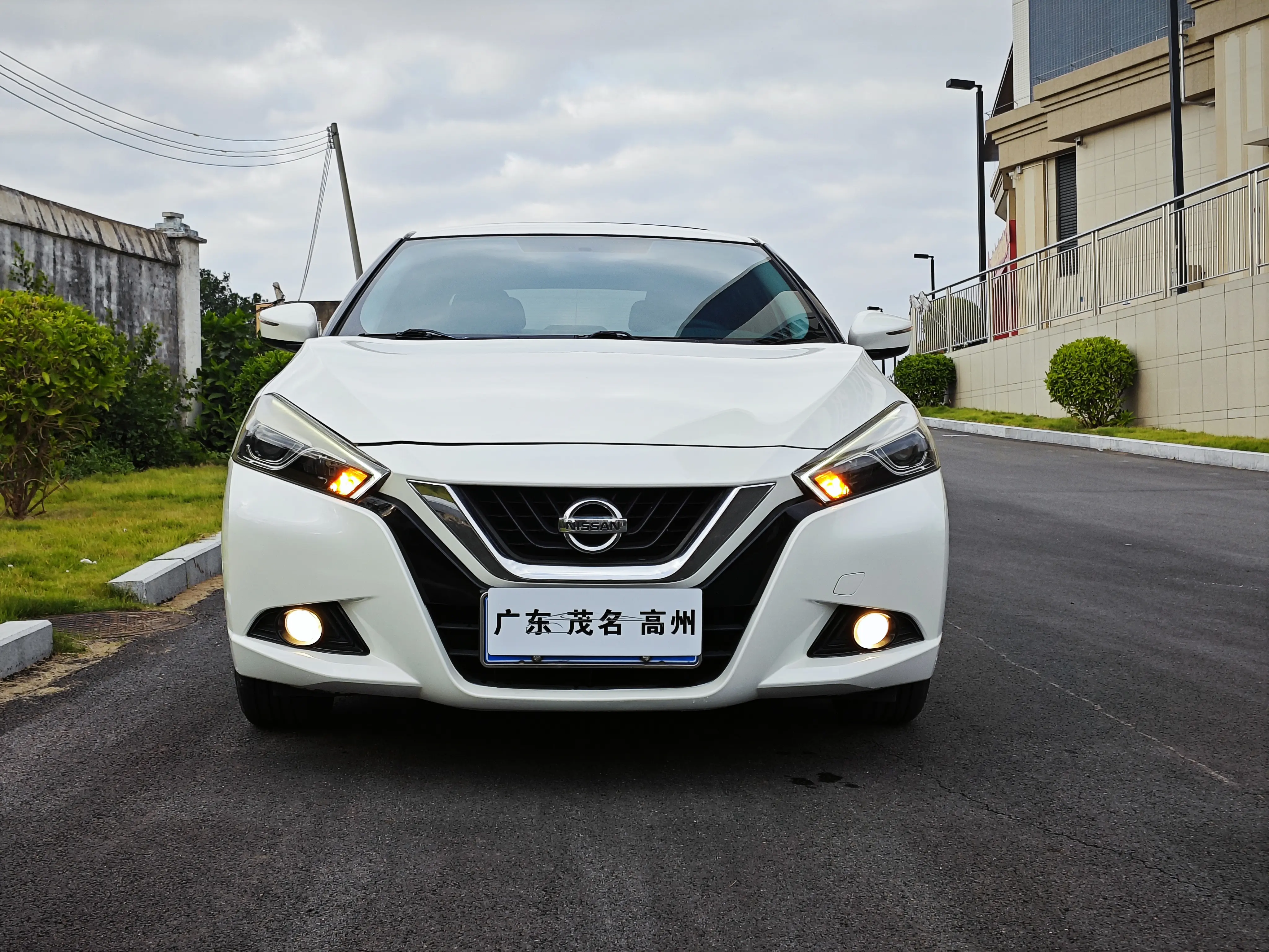 Nissan Bluebird  из Китая