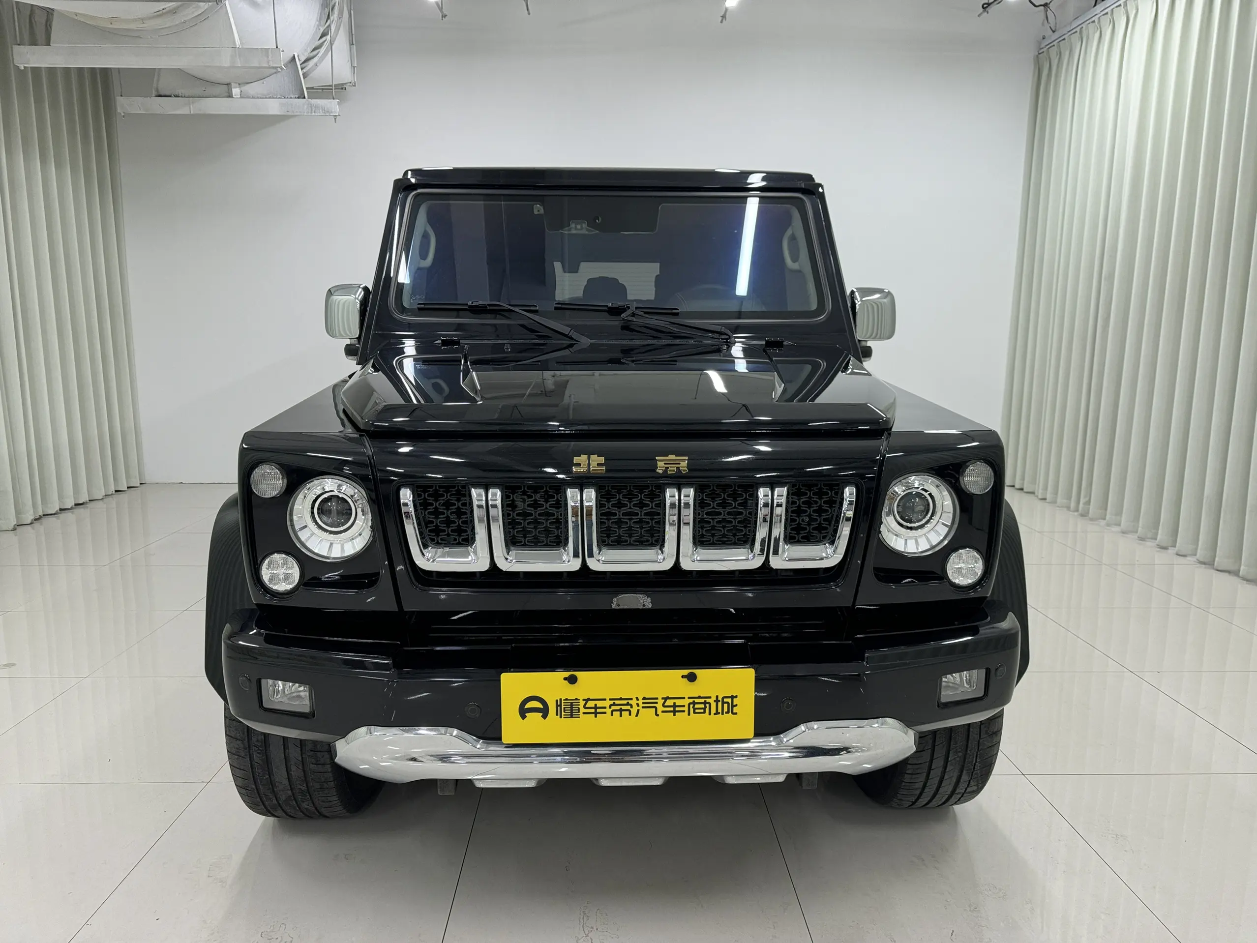 BAIC Beijing Off-road BJ80  из Китая