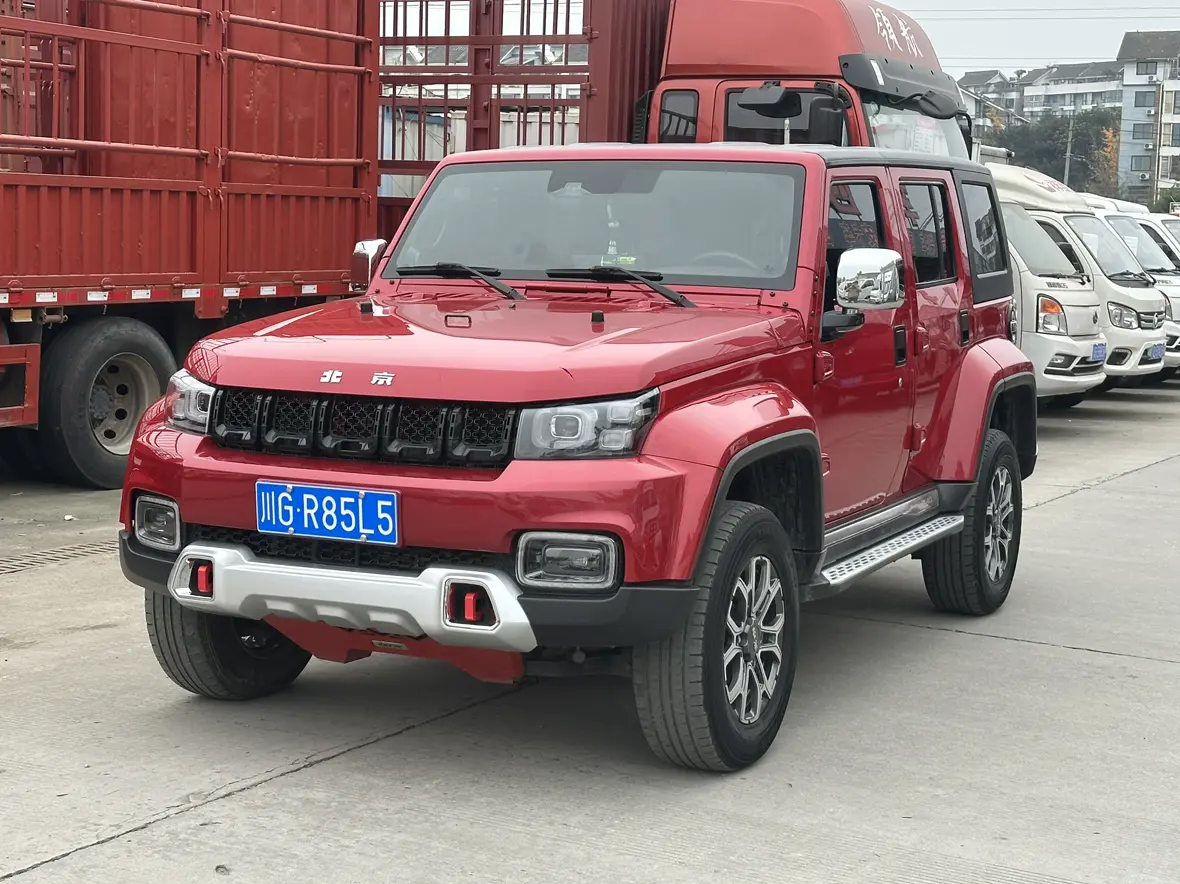 BAIC Beijing Off-road BJ40  из Китая