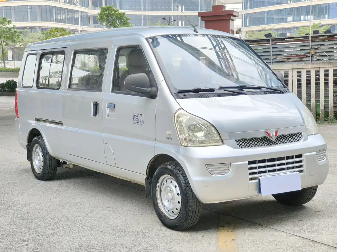 Wuling Rongguang  из Китая