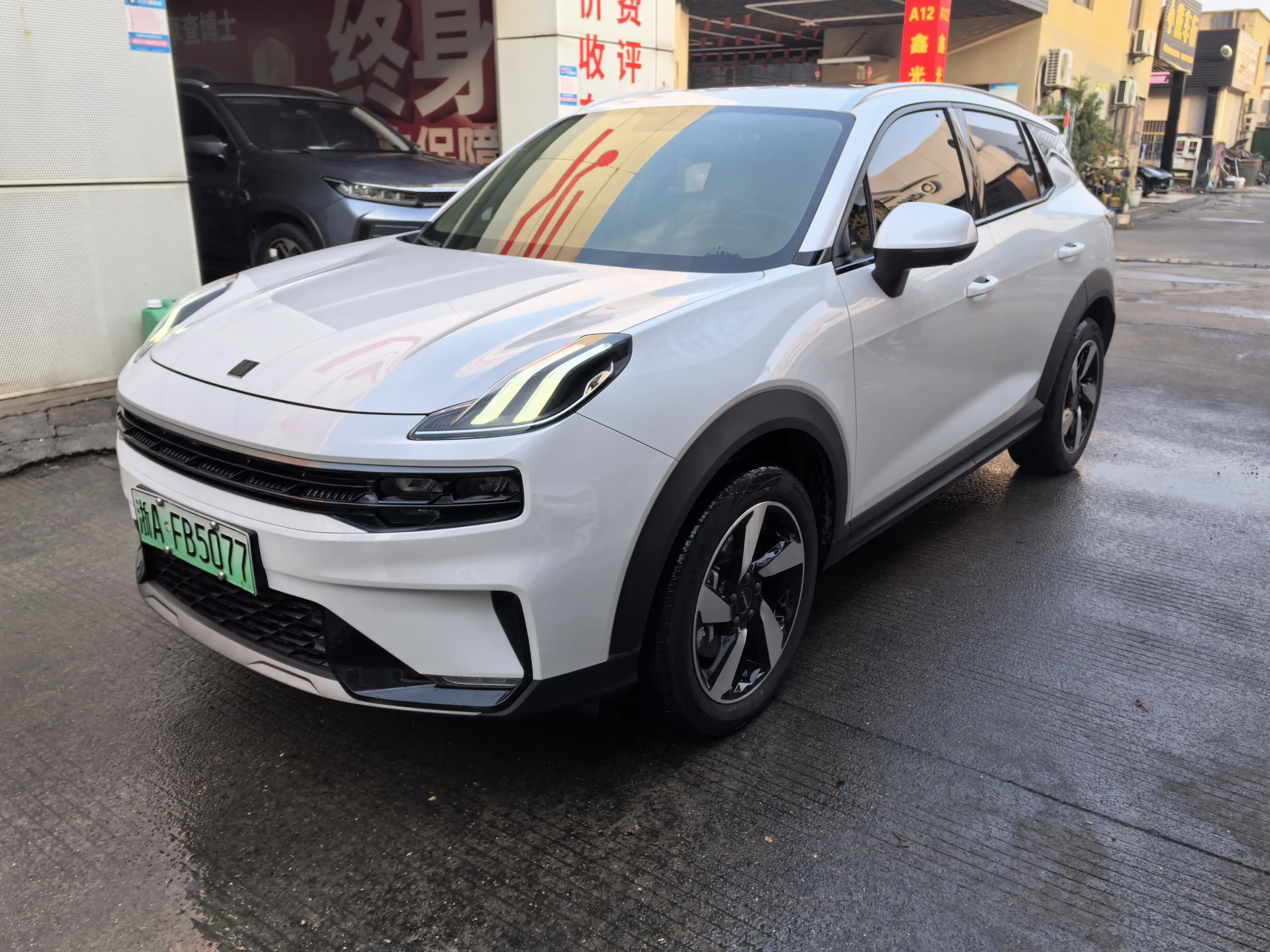 Lynk & Co 06 EM-P  из Китая