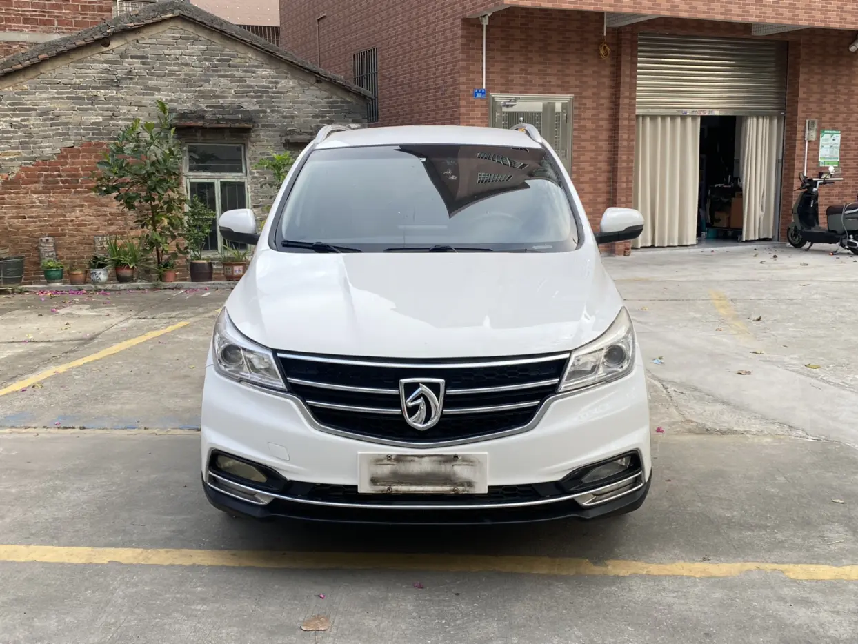 Baojun 730  из Китая