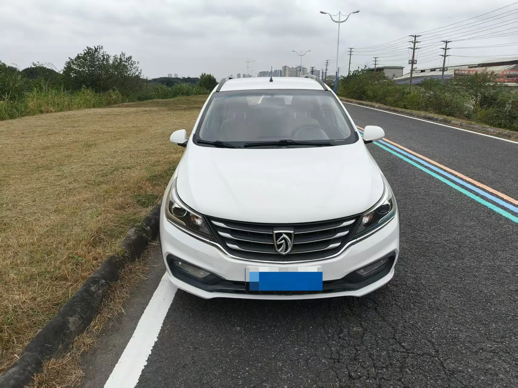 Baojun 310W  из Китая