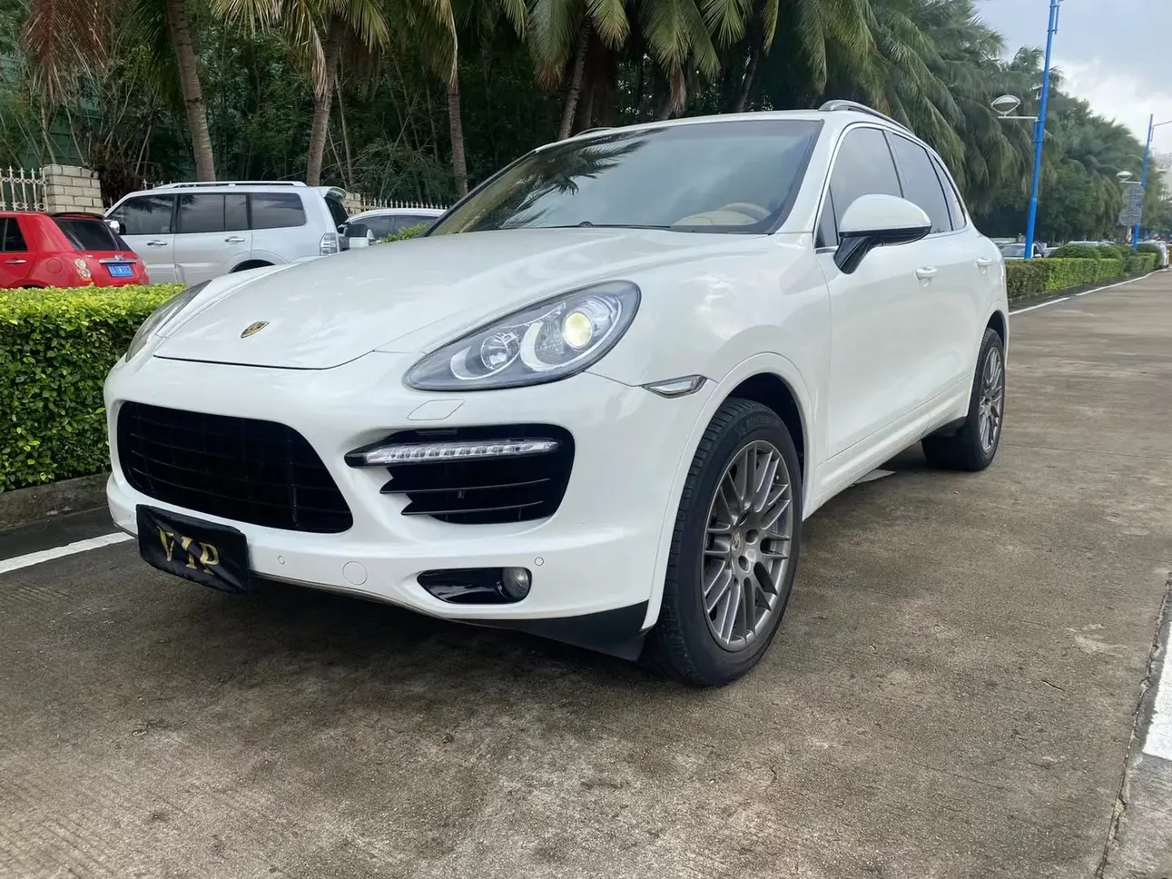 Porsche Cayenne  из Китая
