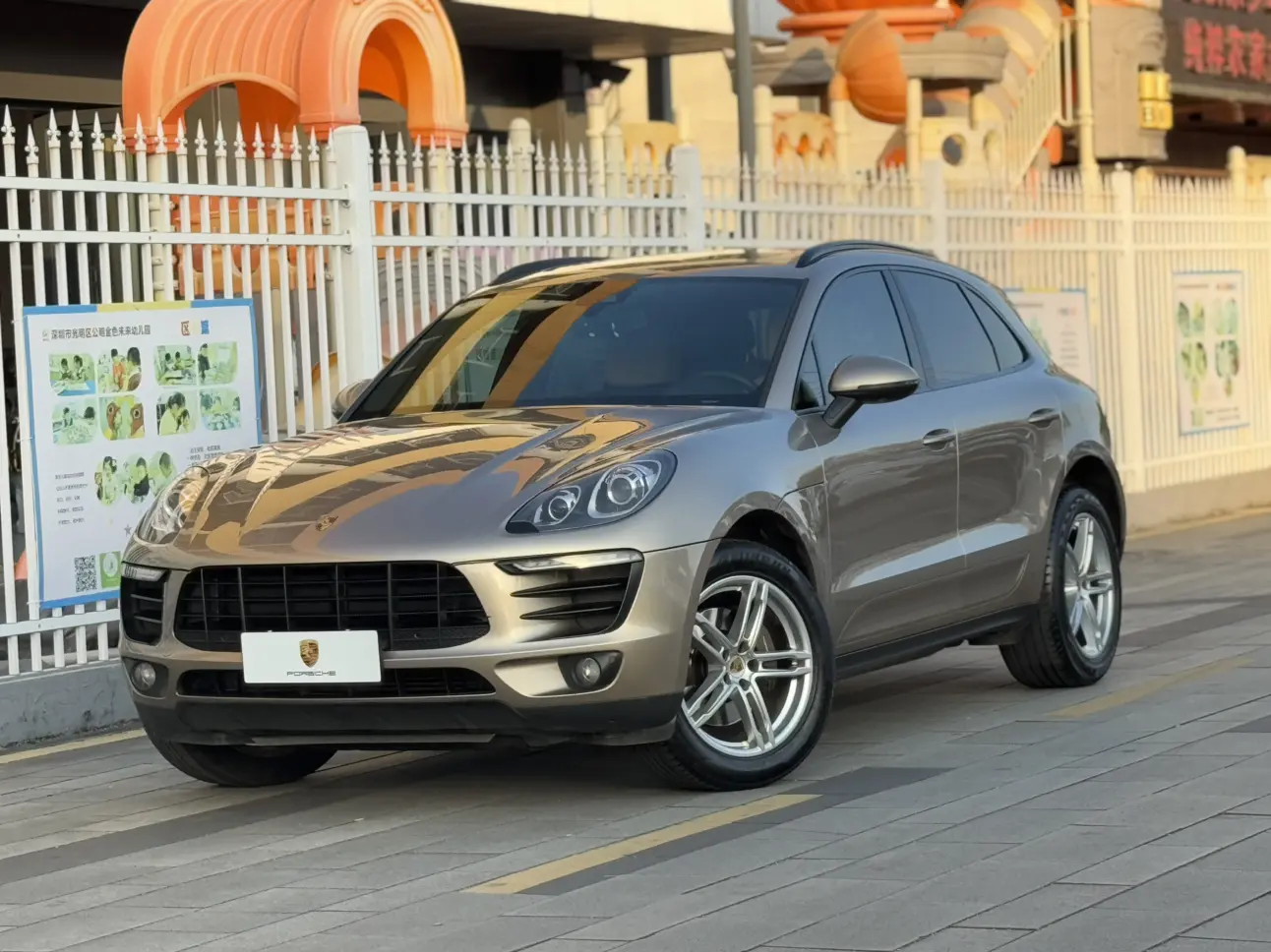 Porsche Macan  из Китая