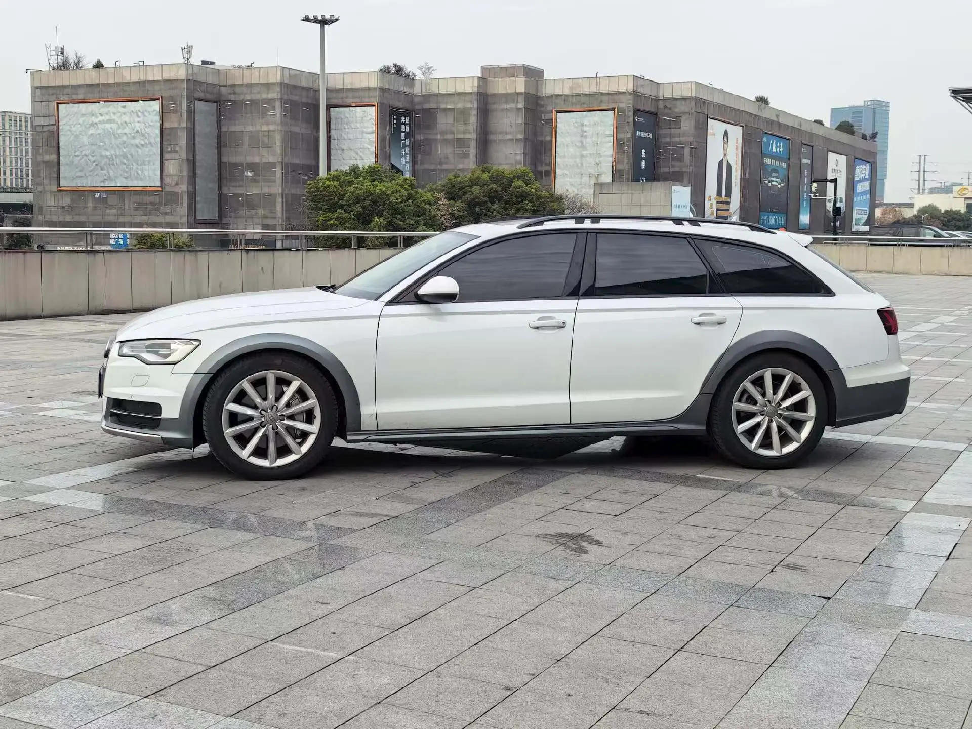 Audi A6  из Китая