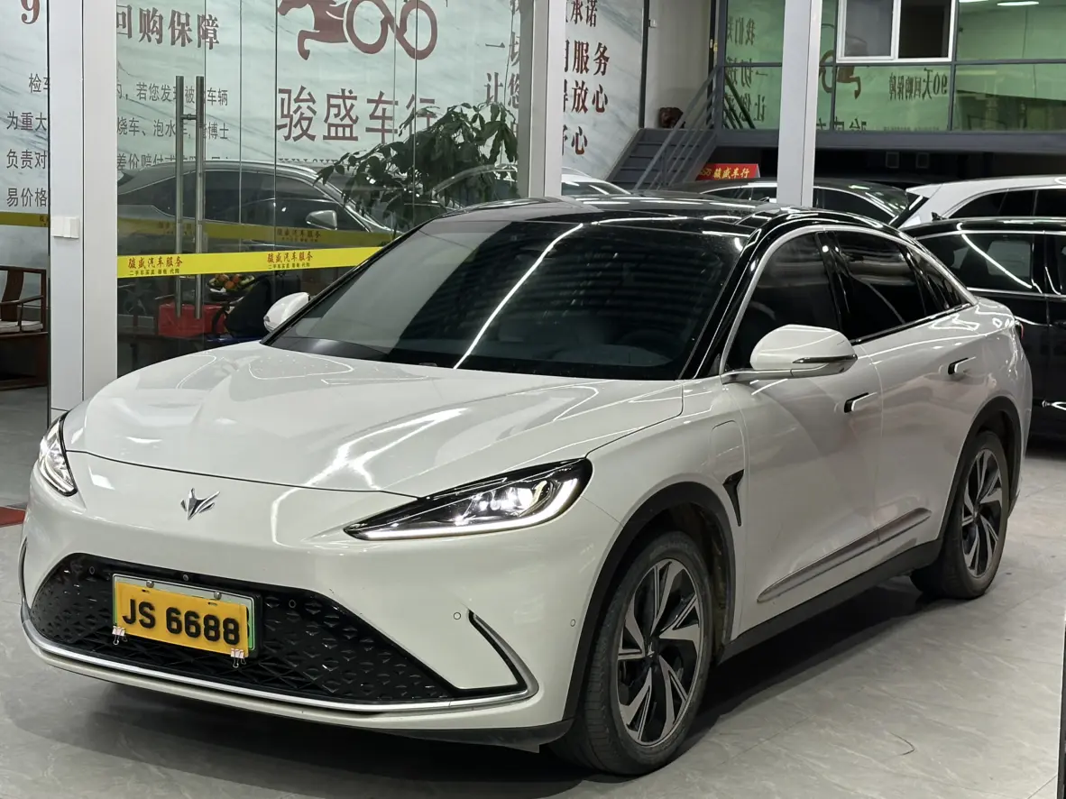 ARCFOX Extreme Fox Polar Fox Alpha S  из Китая