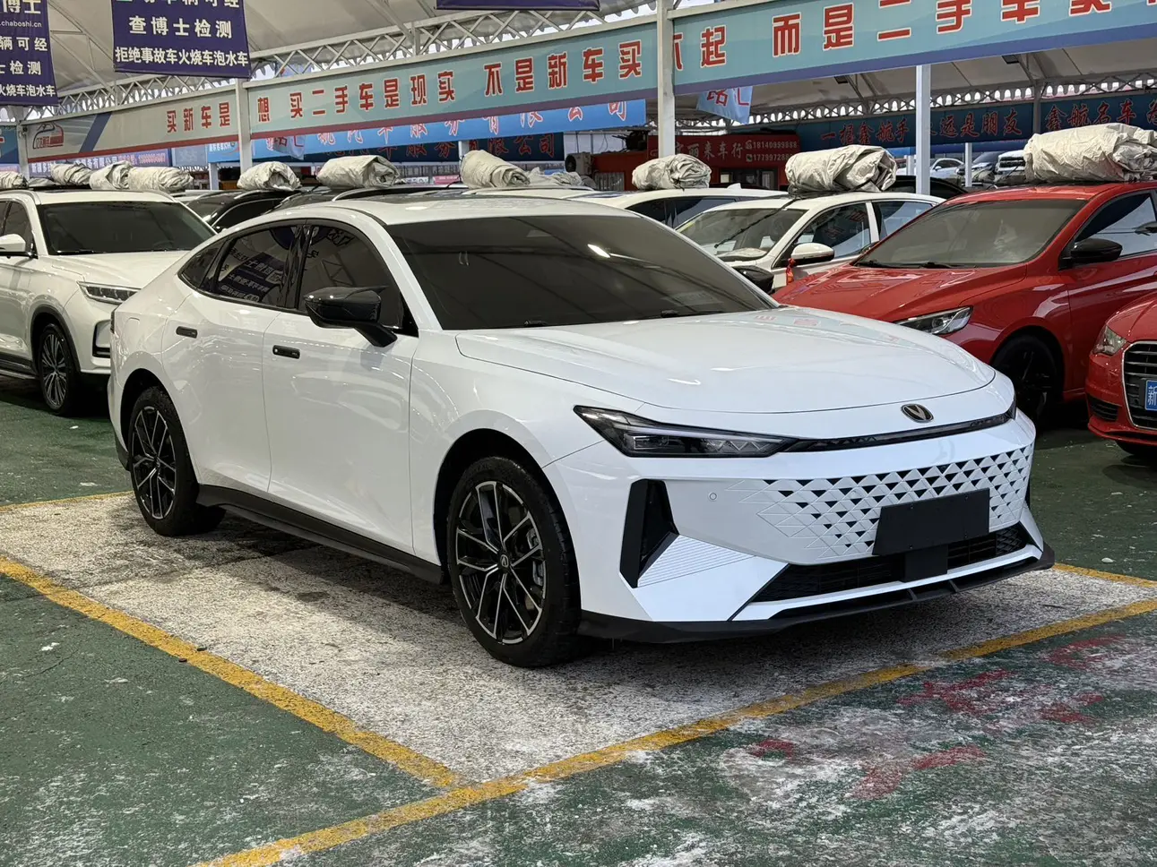 Changan UNI-V  из Китая