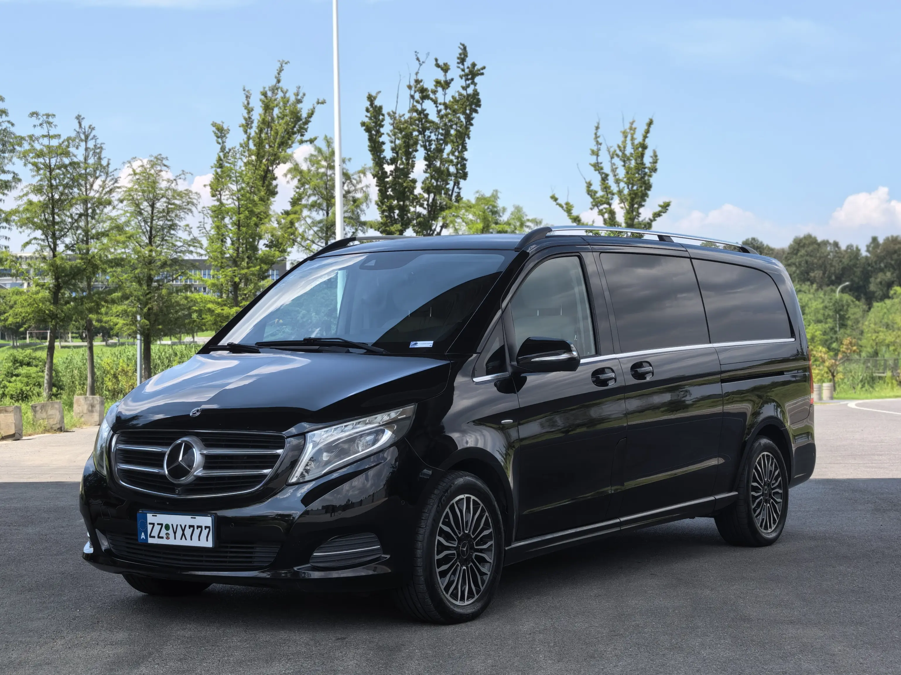 Mercedes-Benz Mercedes Benz V Class  из Китая