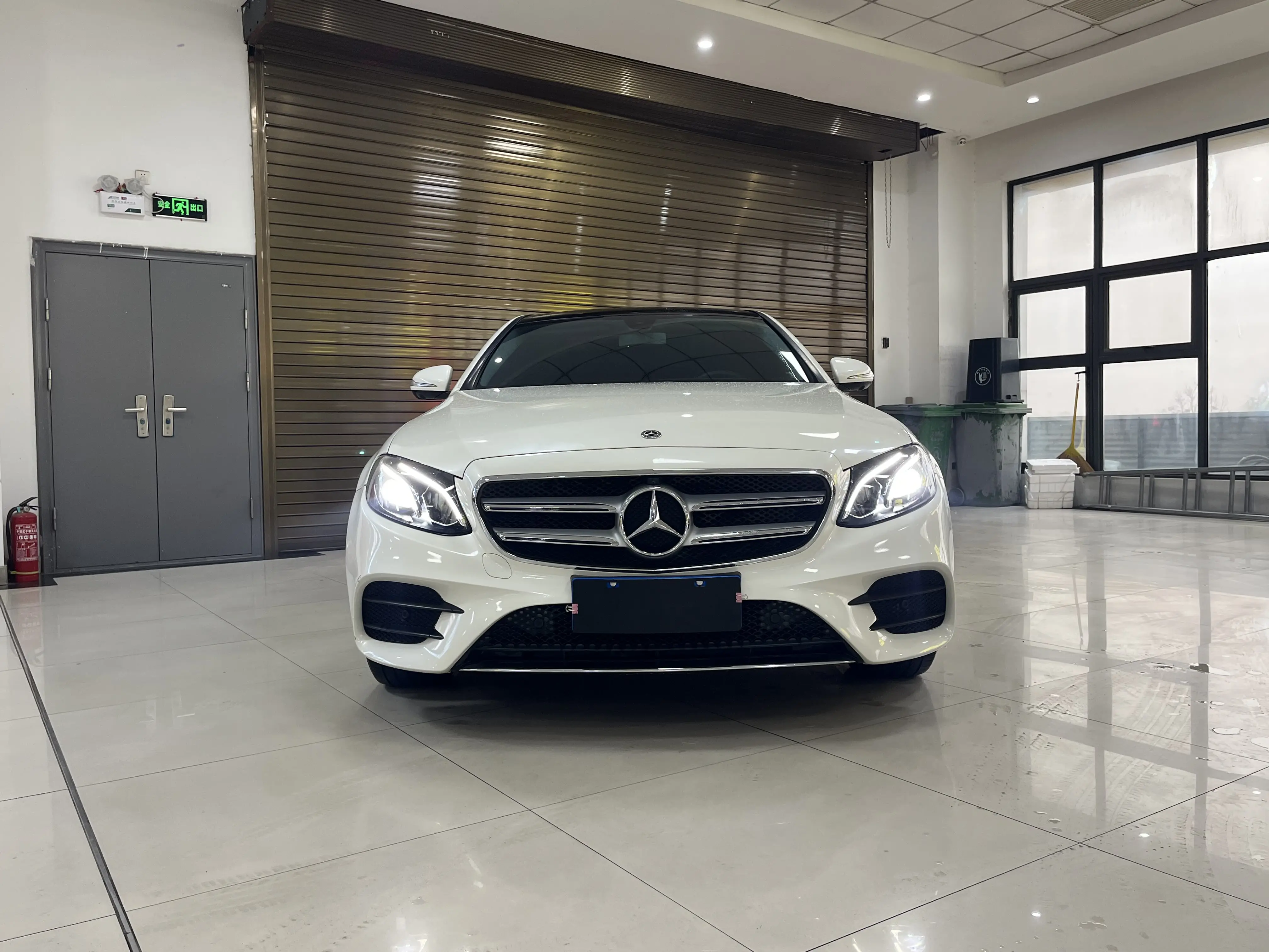 Mercedes-Benz E-Class  из Китая