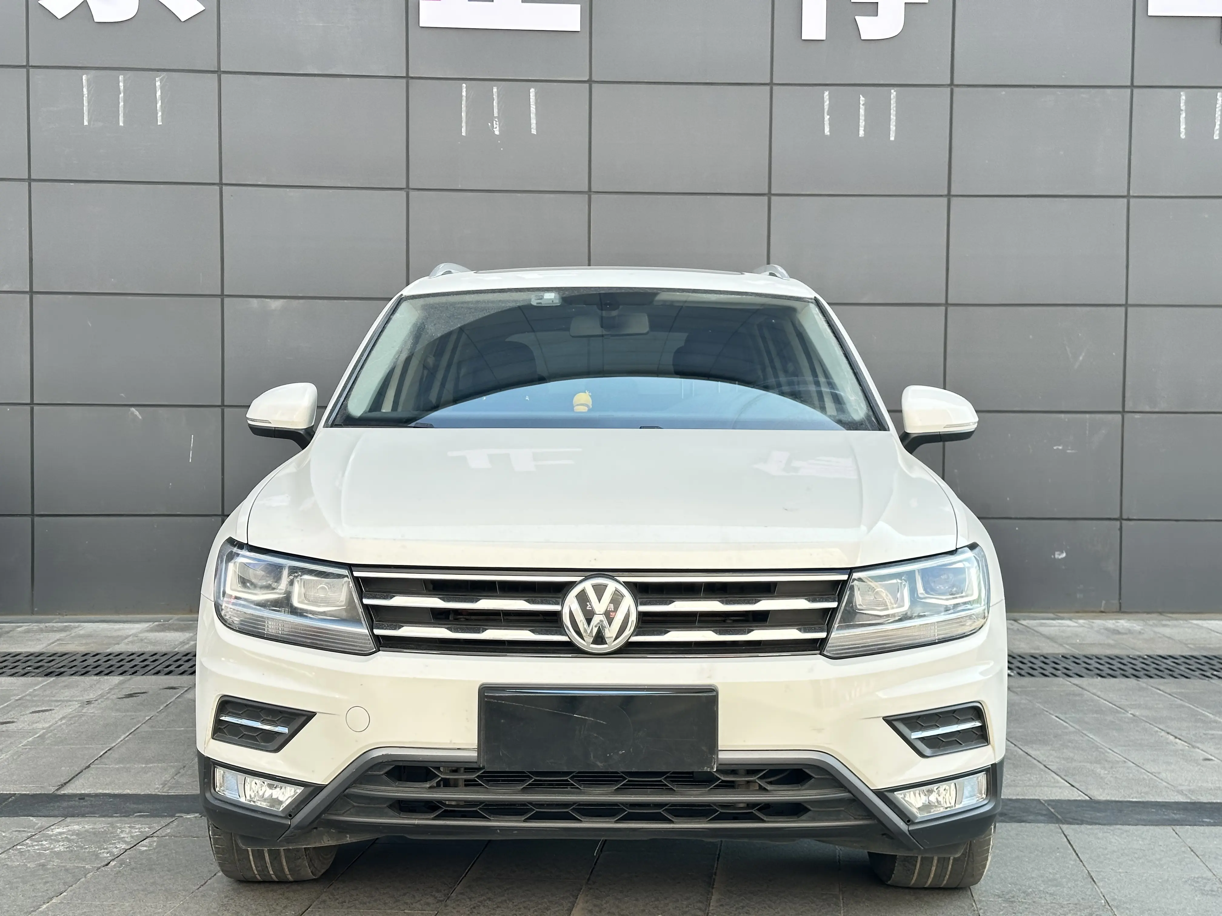 Volkswagen Tiguan L  из Китая