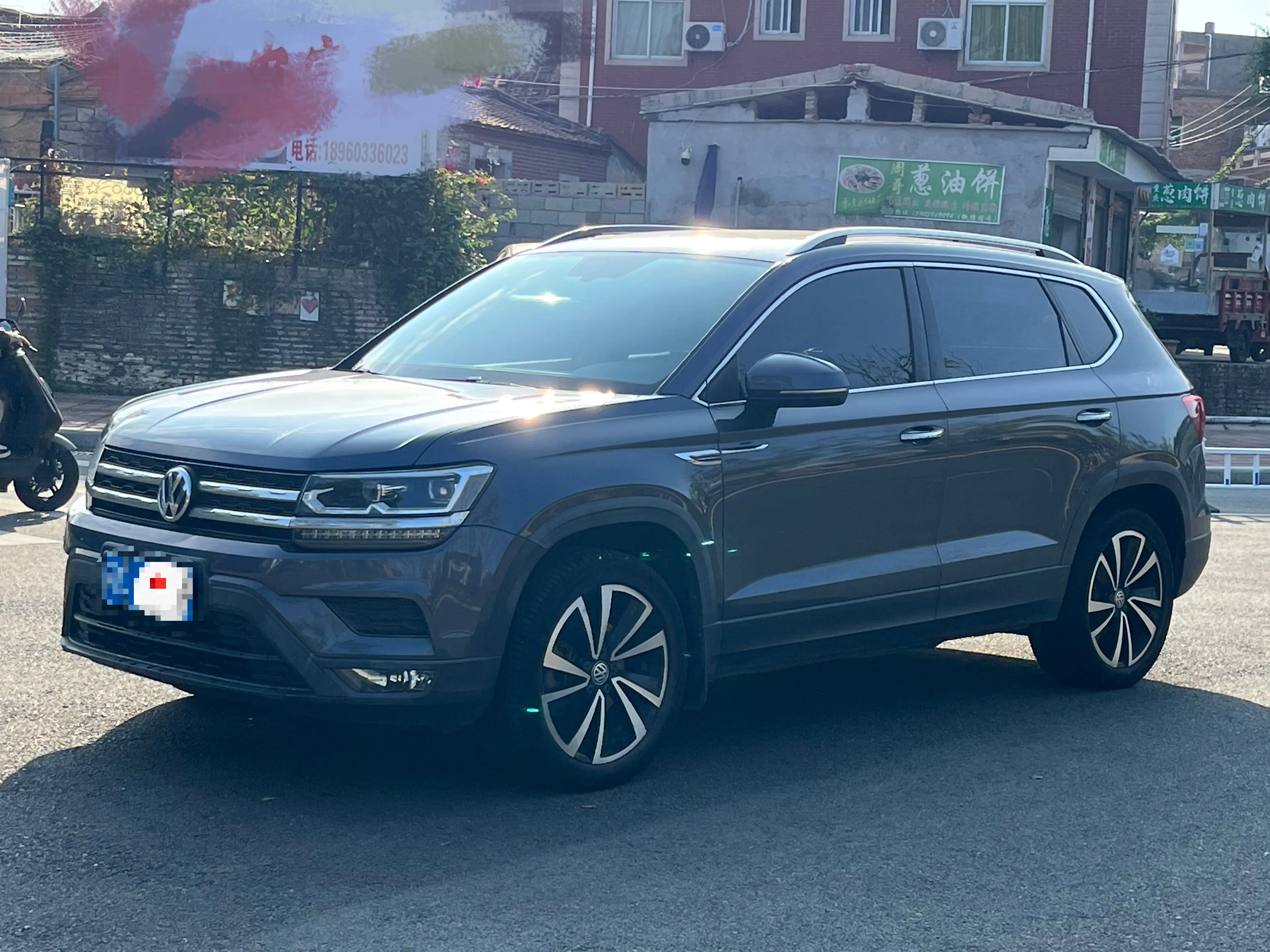 Volkswagen Tharu  из Китая