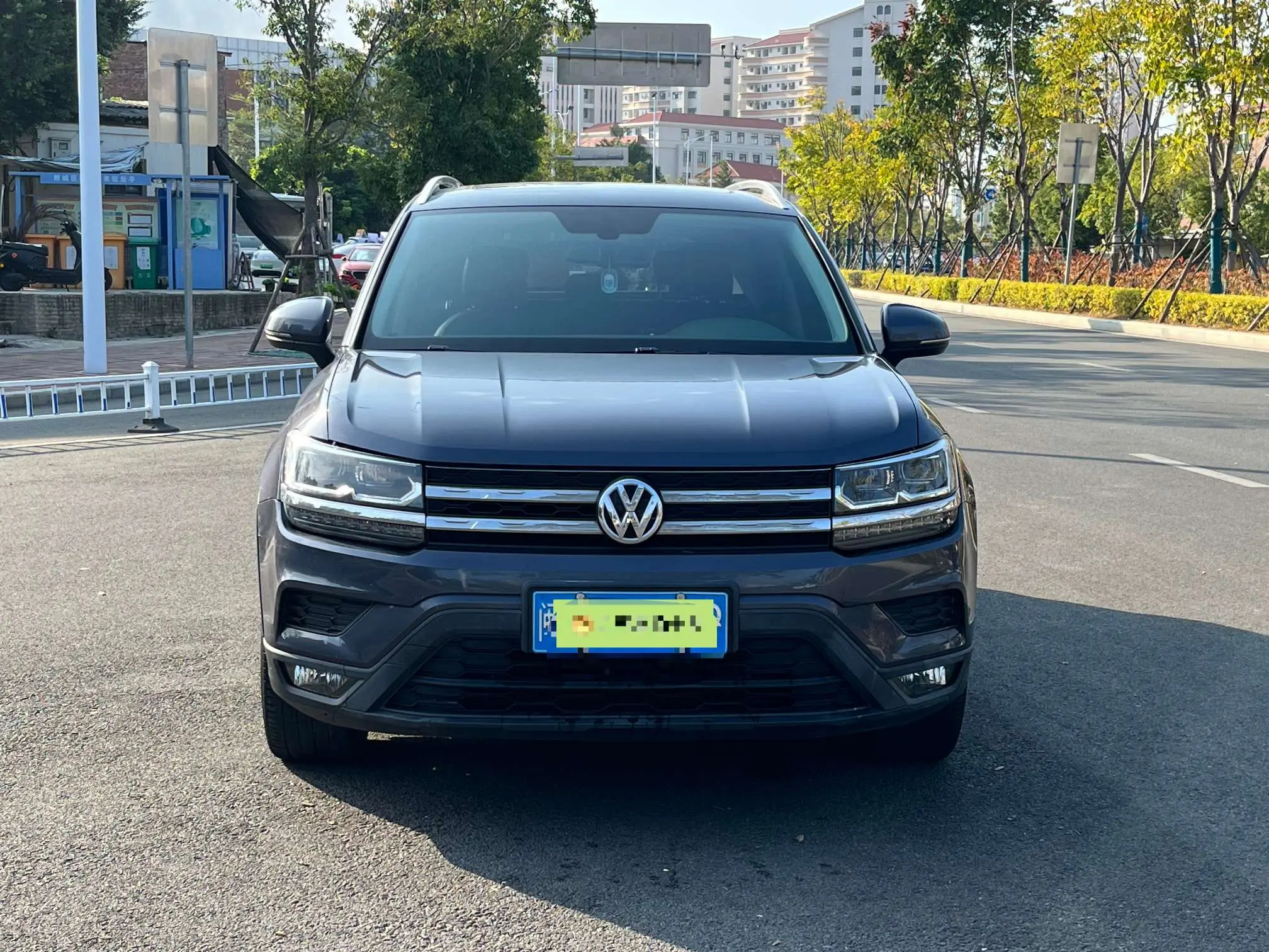 Volkswagen Tharu  из Китая
