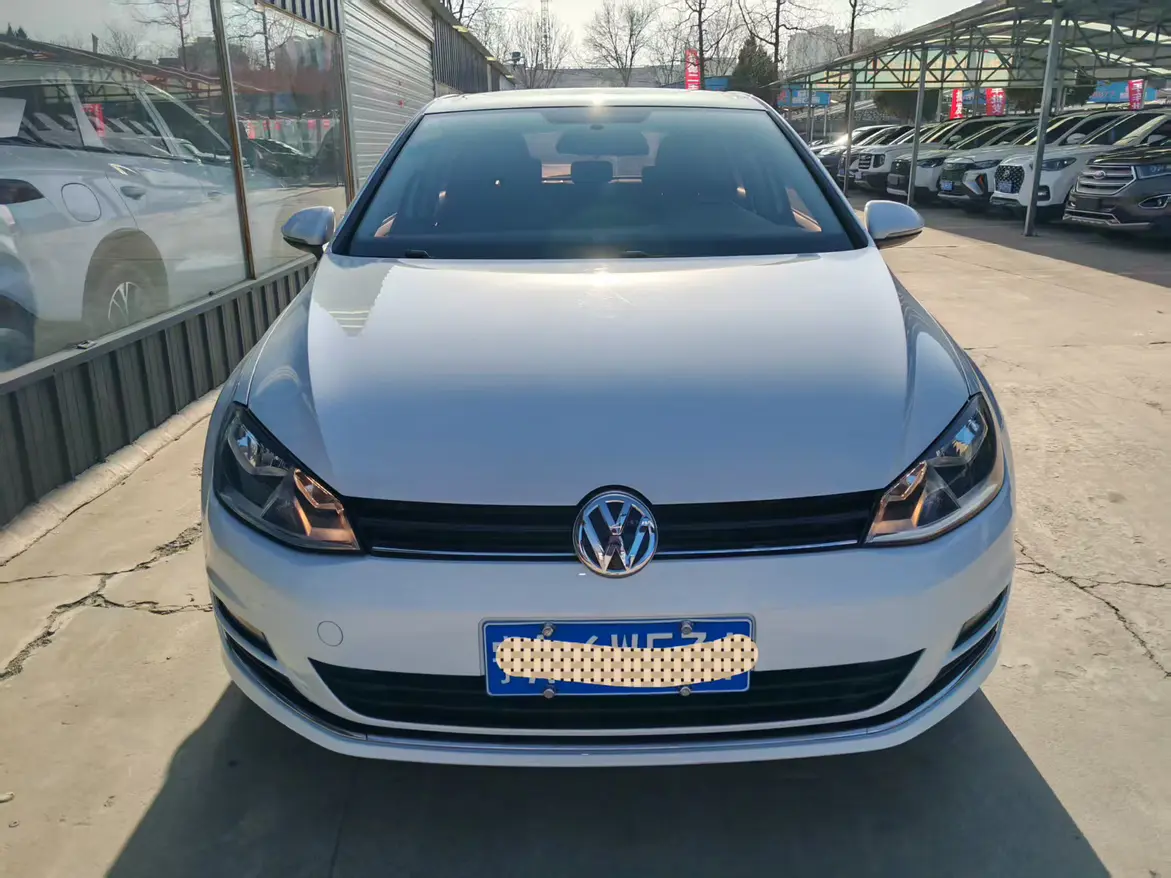 Volkswagen Golf  из Китая
