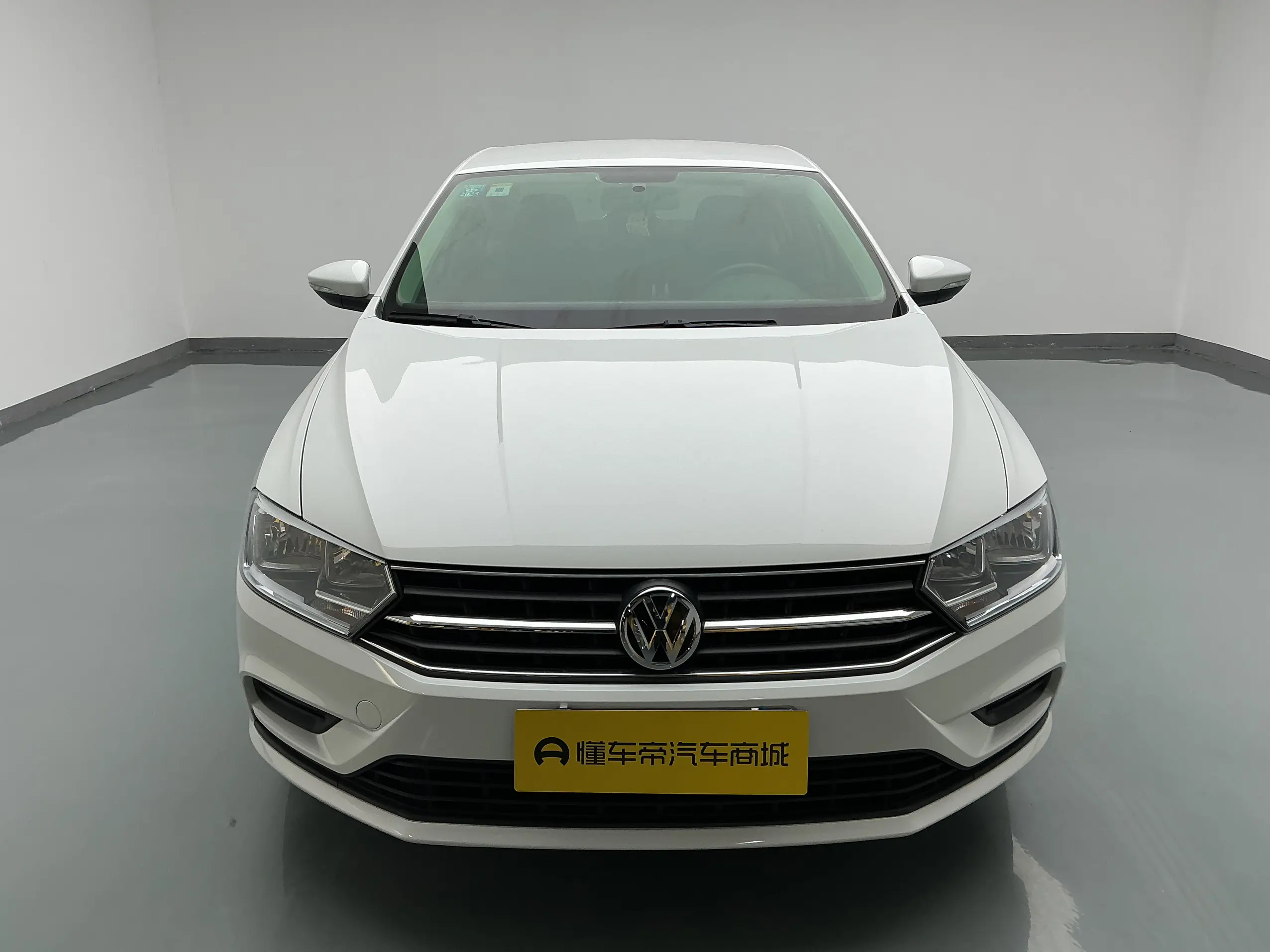 Volkswagen Bora  из Китая