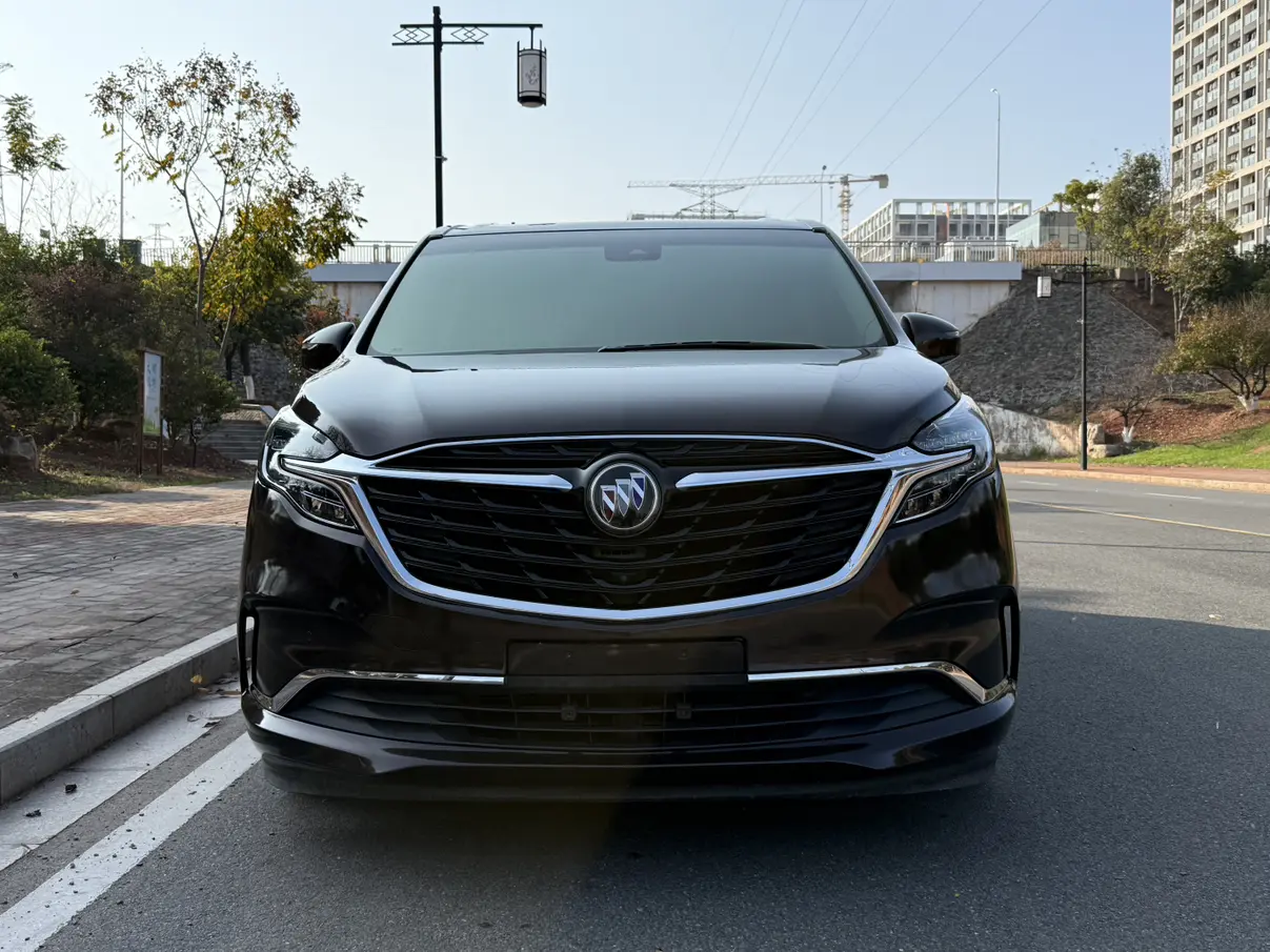 Buick GL8  из Китая