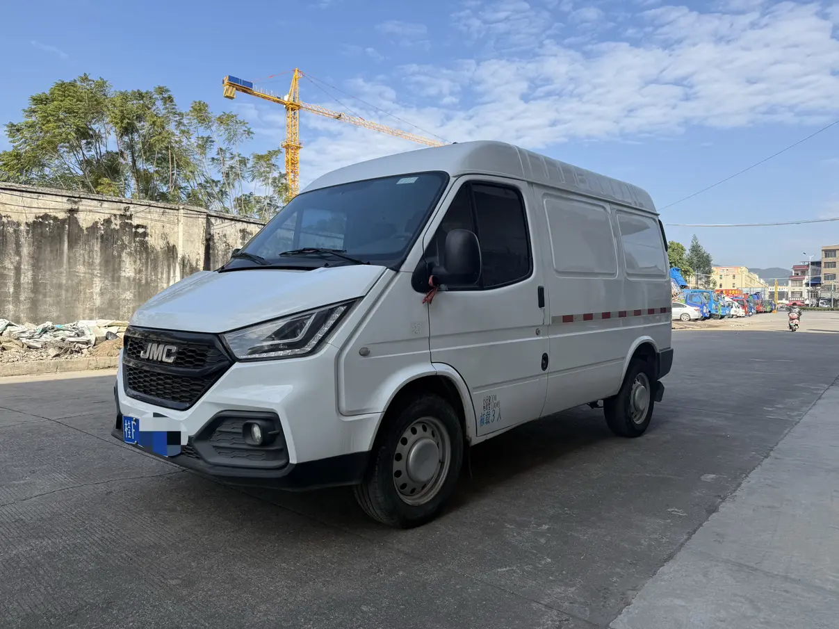 Jiangling Teshun  из Китая