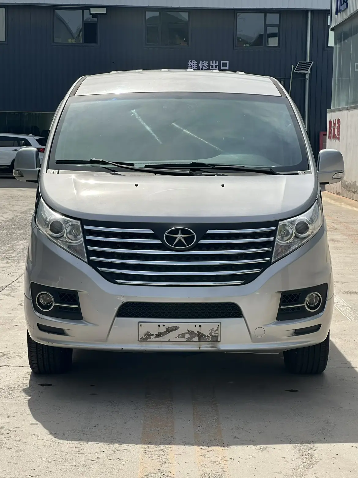 Jiangxi Ruifeng M5  из Китая