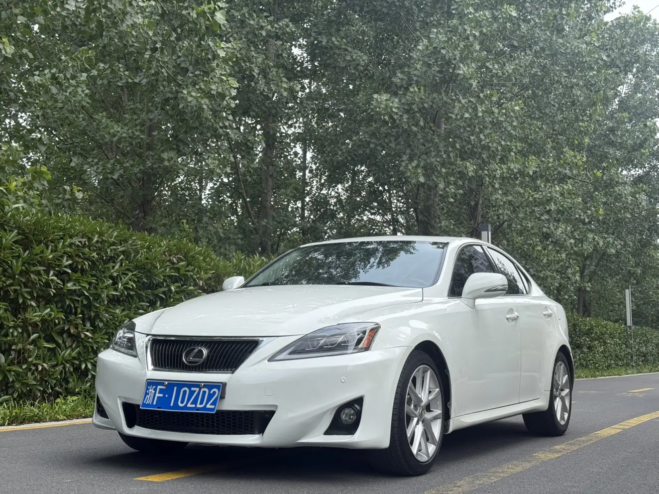 Lexus IS  из Китая