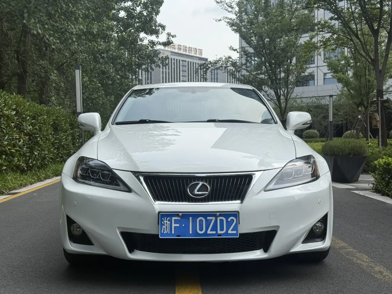Lexus IS  из Китая