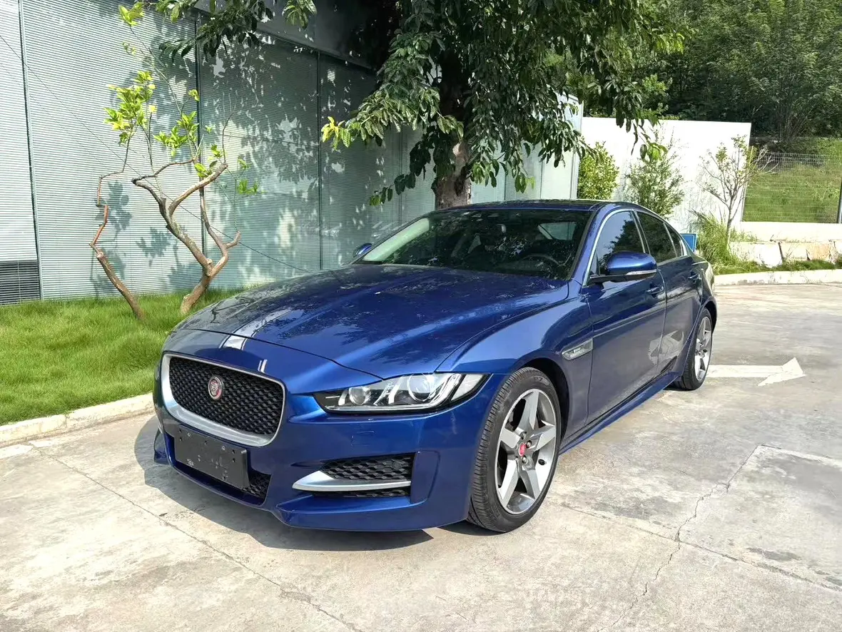 Jaguar XE  из Китая