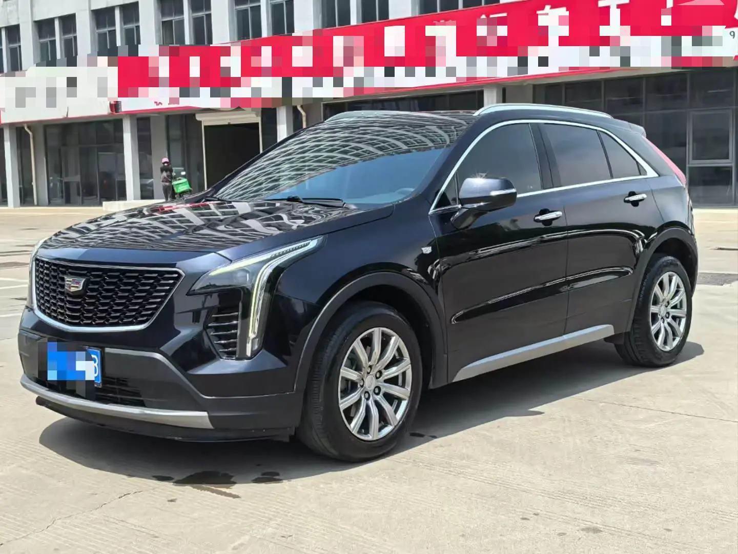 Cadillac XT4  из Китая