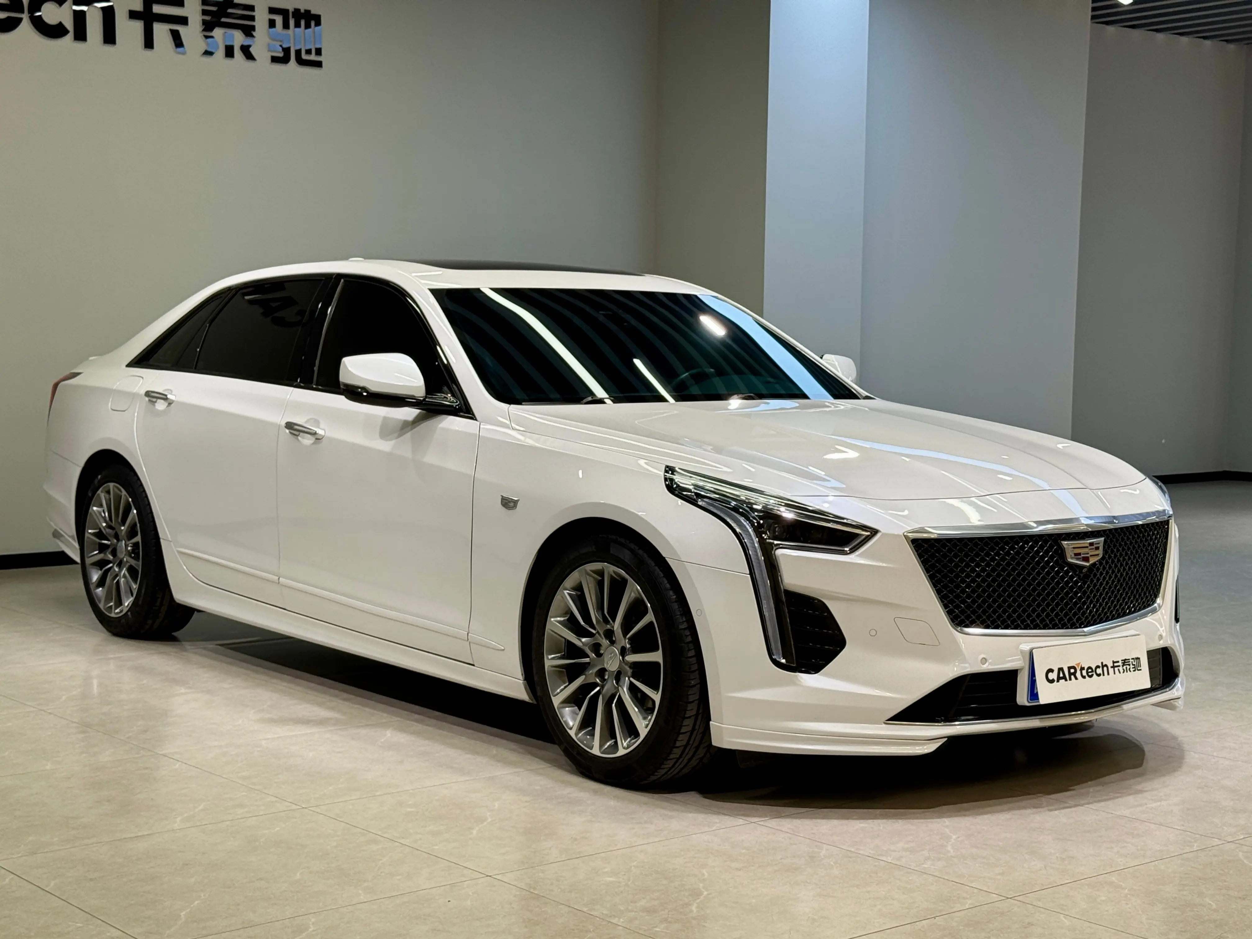 Cadillac CT6  из Китая