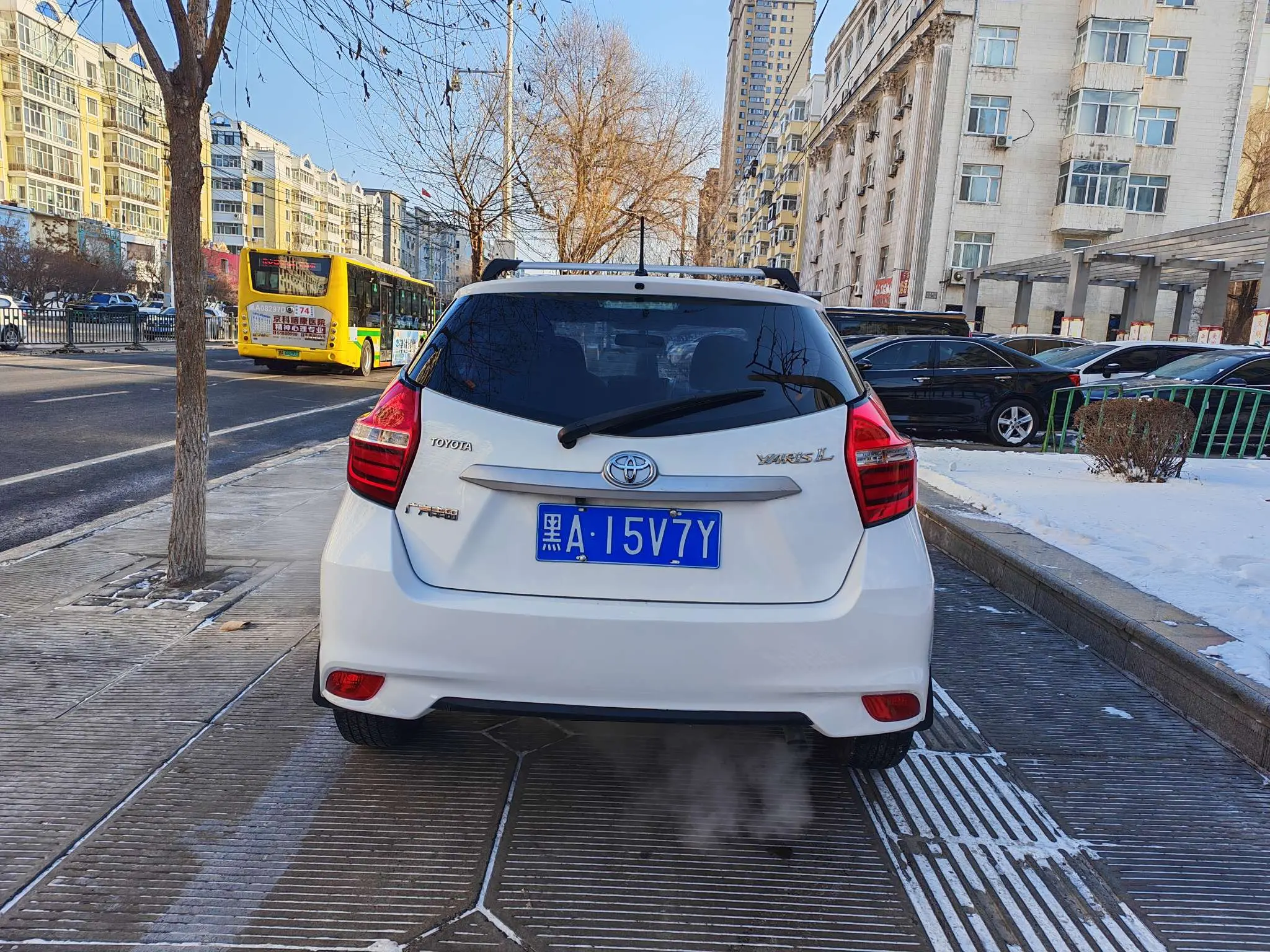 Toyota Yaris L  из Китая