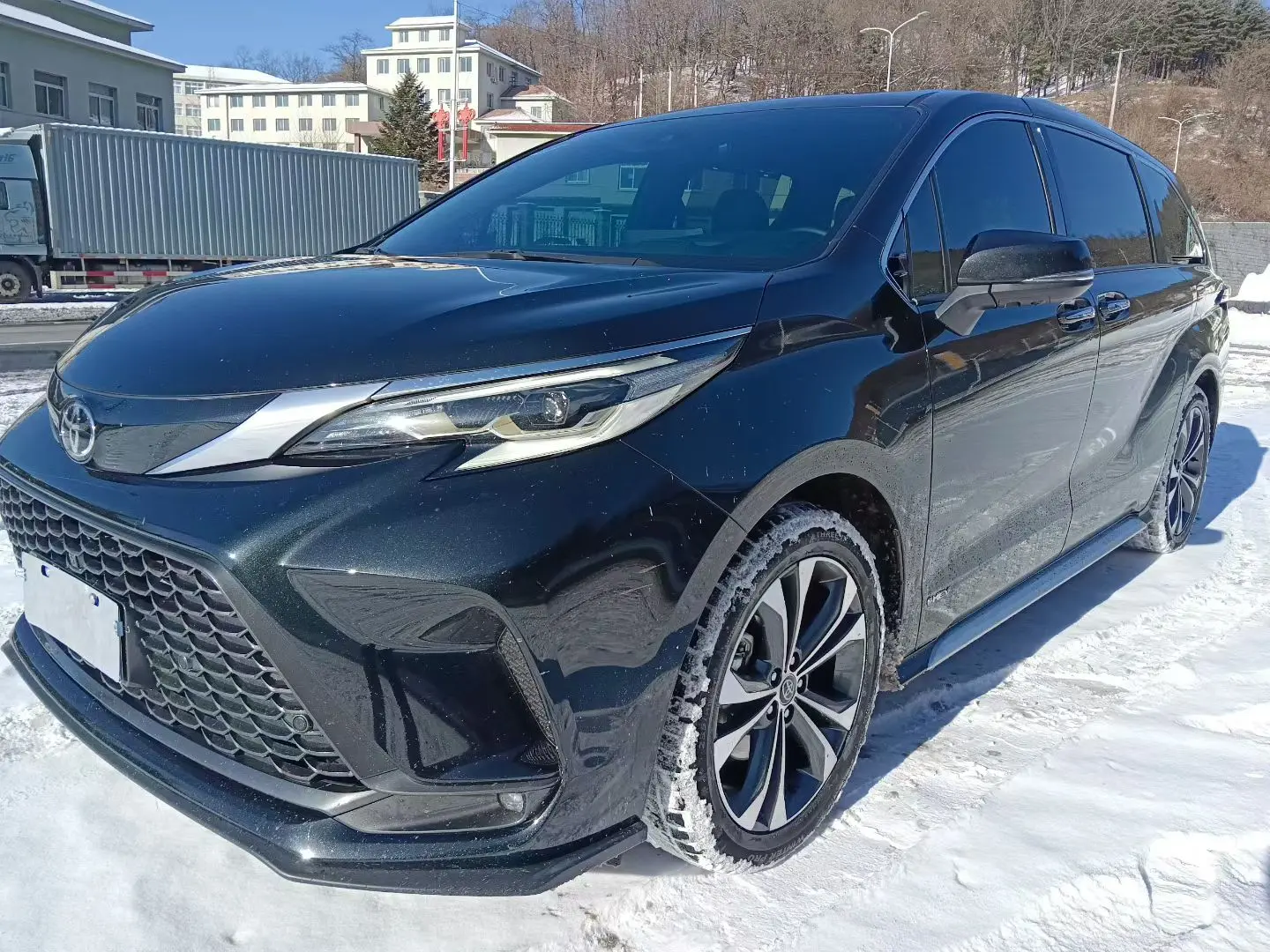 Toyota Granvia  из Китая