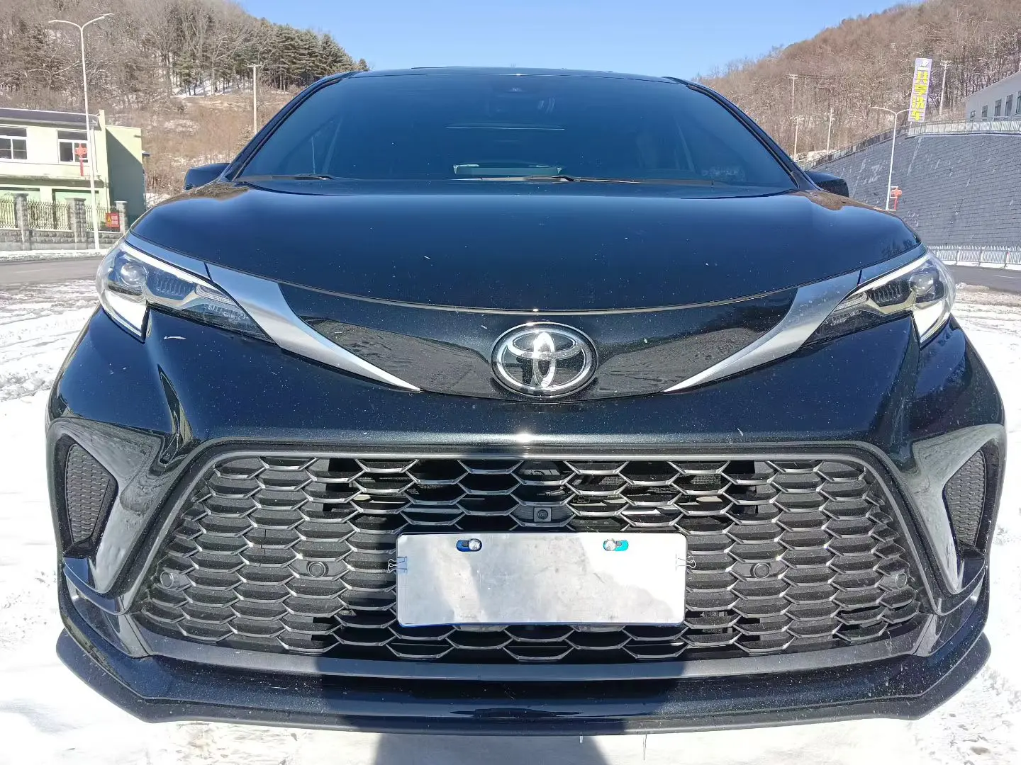 Toyota Granvia  из Китая